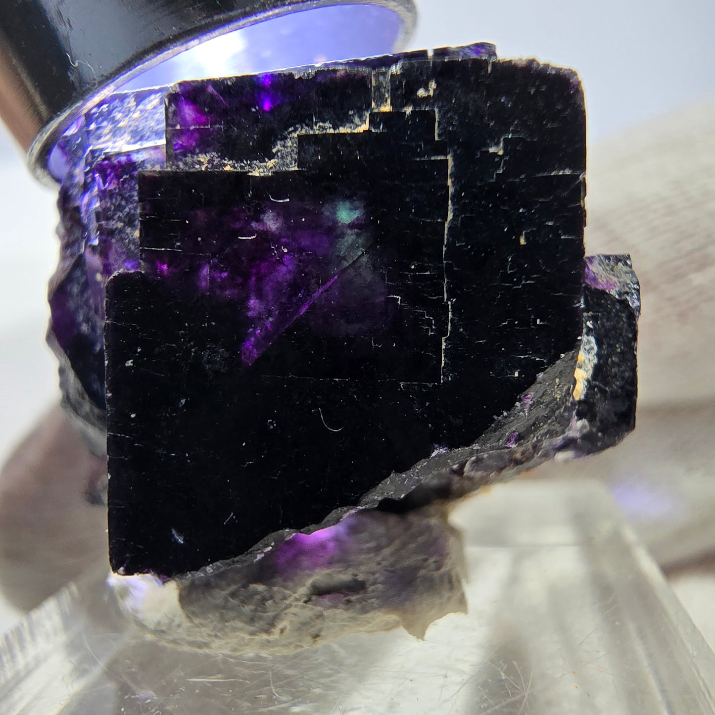 Spécimen rare de cube de fluorite fantôme, vert zonal et violet, Okorusu, Namibie, 33 x 25 x 22 mm