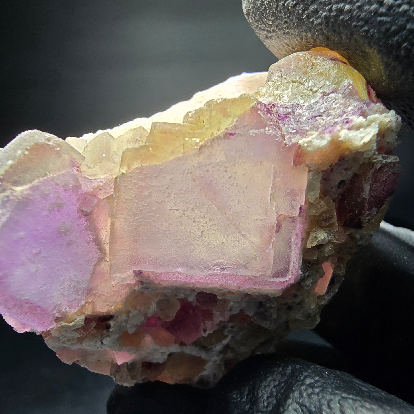 Phantom Fluorite Cube Tier Vert Violet Omehane, Namibie 41*31*31mm Collection
