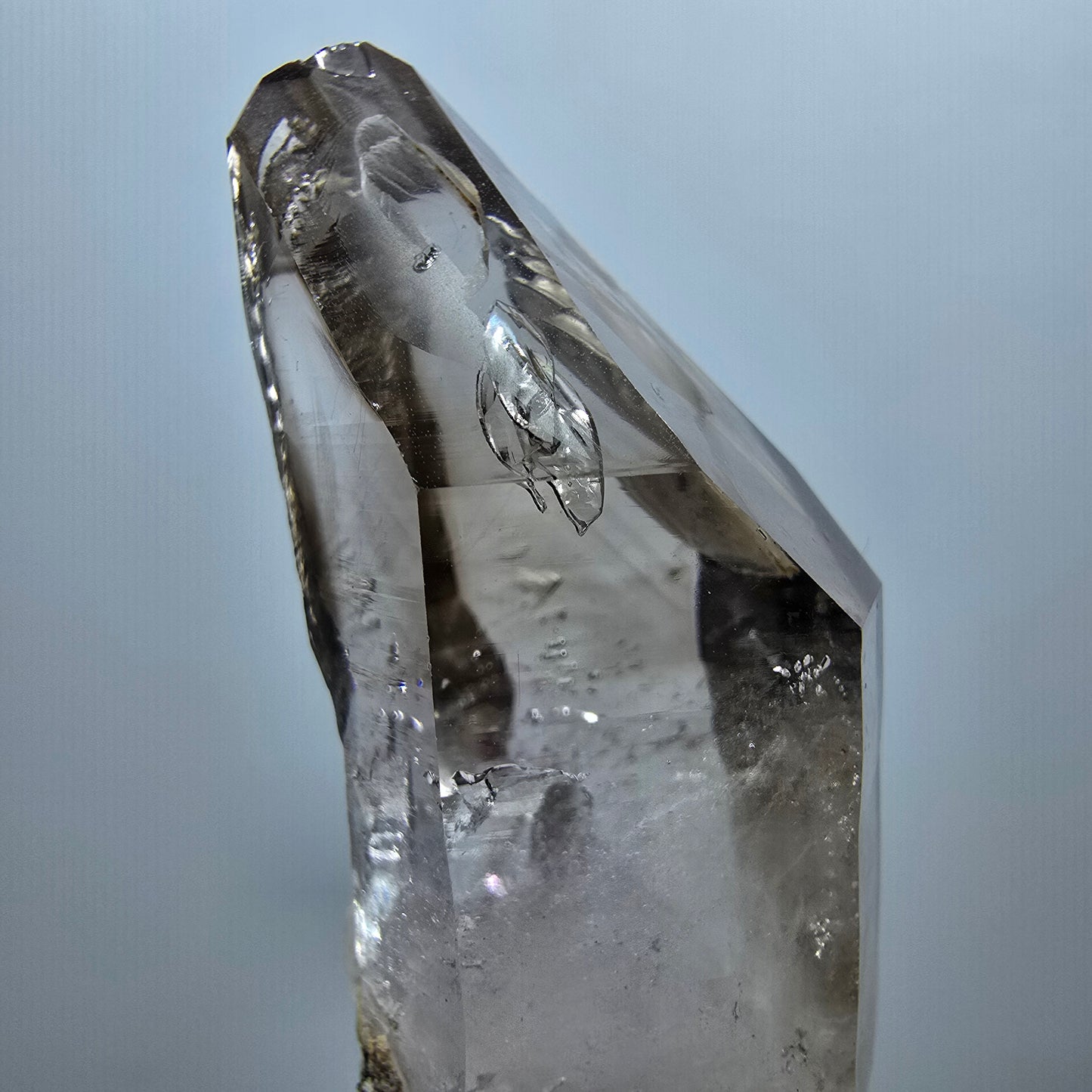 Quartz fumé fantôme transparent DT Scepter Point Goboboseb, Namibie 53 x 17 x 14 mm