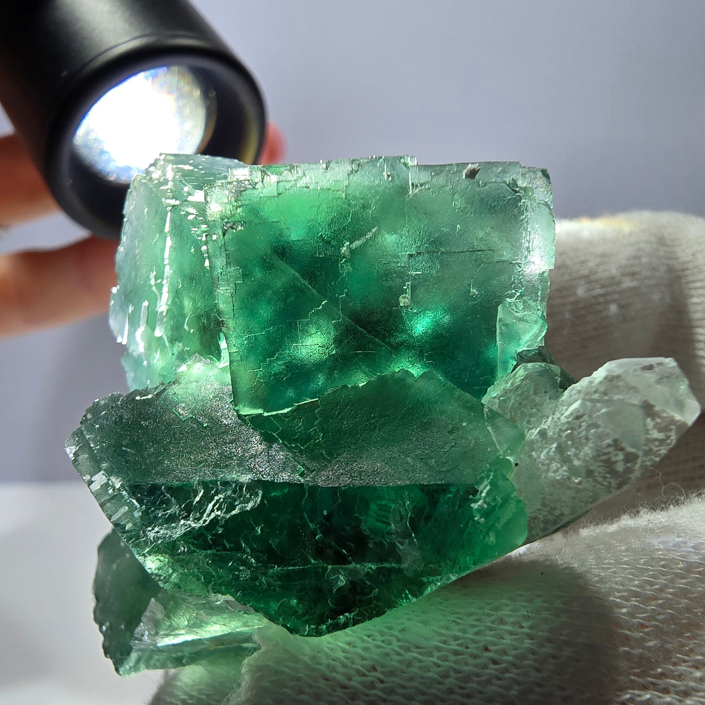Rare spécimen de cube de fluorite fantôme, parqueté vert Okorusu, Namibie, 57 x 39 x 29 mm