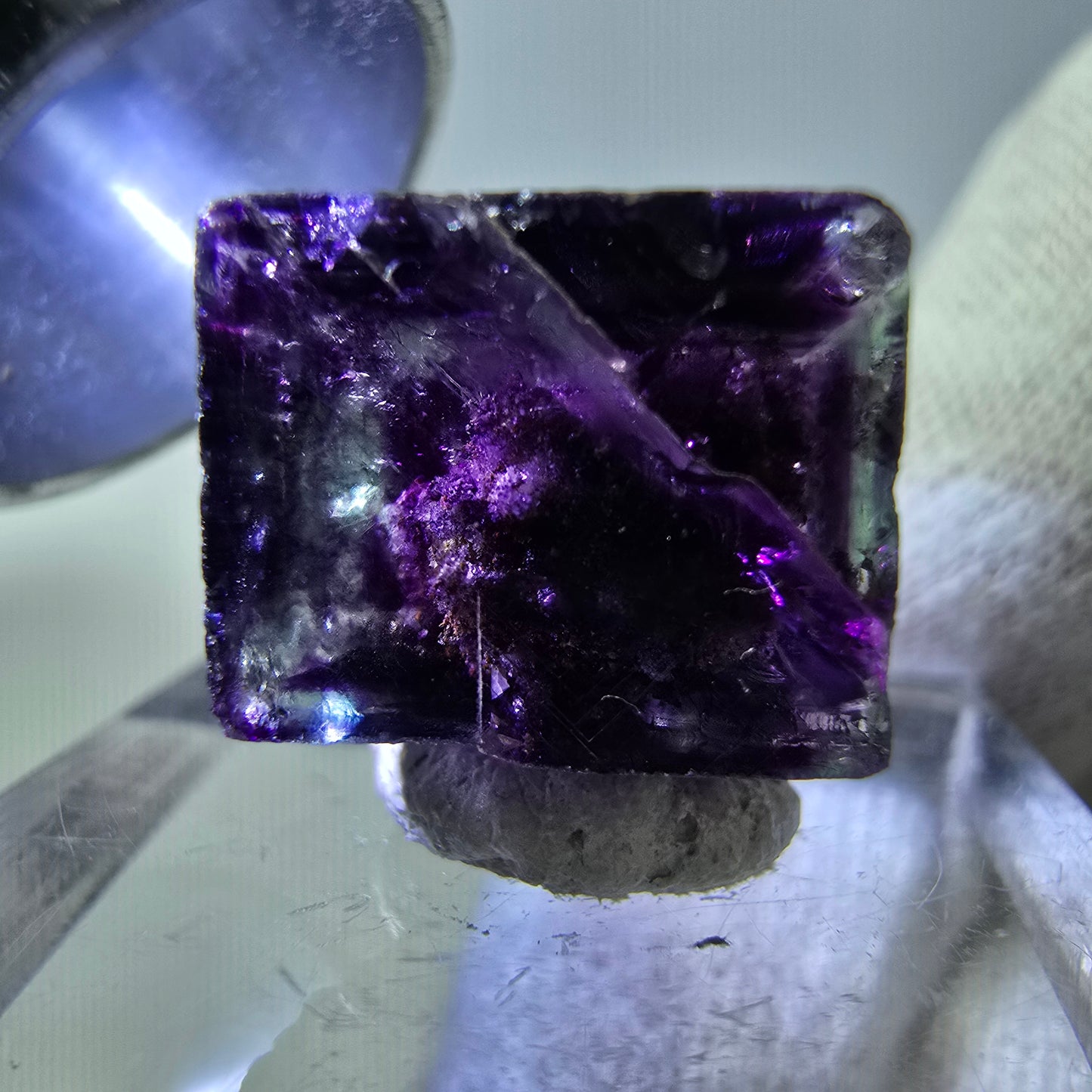 Rare cube de fluorite fantôme zonal, vert violet Okorusu, Namibie 16*16*13mm