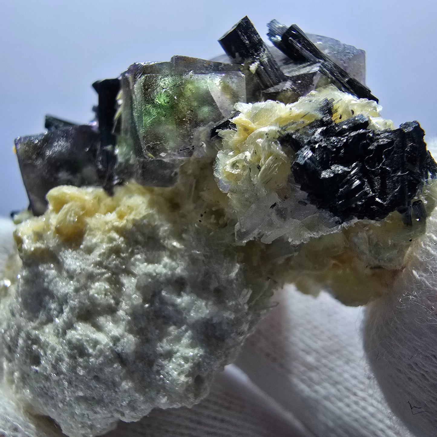 Colorful Phantom Fluorite Cubes Schorl Tourmaline Muscovite Erongo, Namibia 52*50*35mm