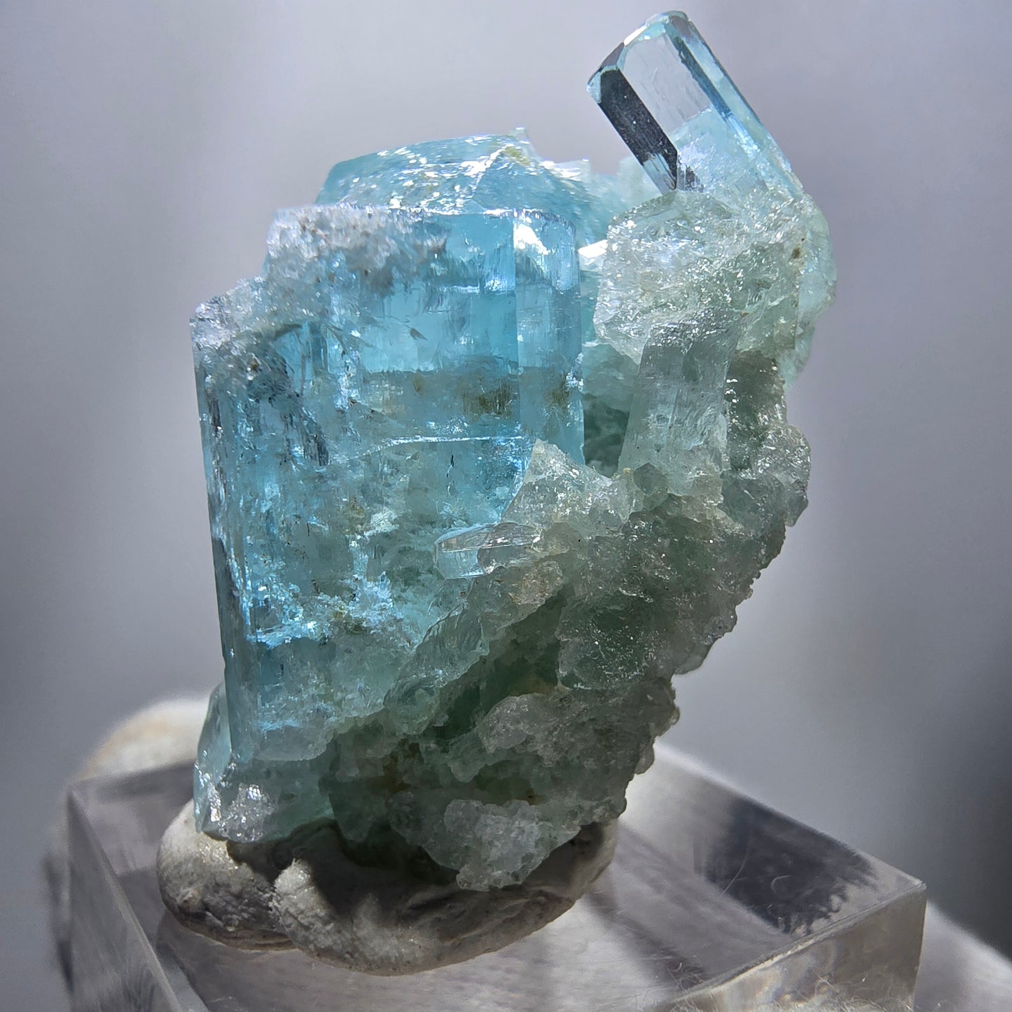 Seltene Aquamarin XX Stufe blau Erongo, Namibia 41*36*25mm