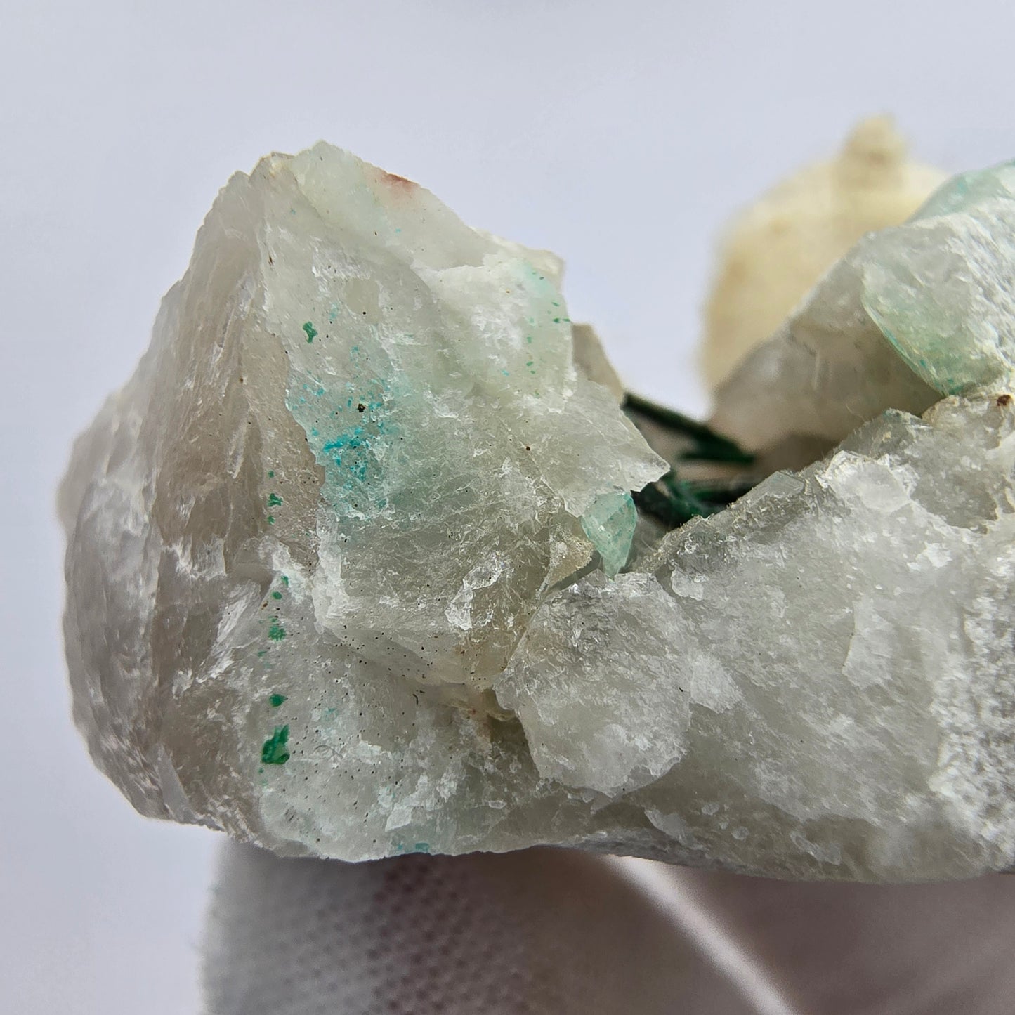 Rare Malachite XX sur Quartz Cluster Kaokoveld, Namibie 30*24*21mm Collection