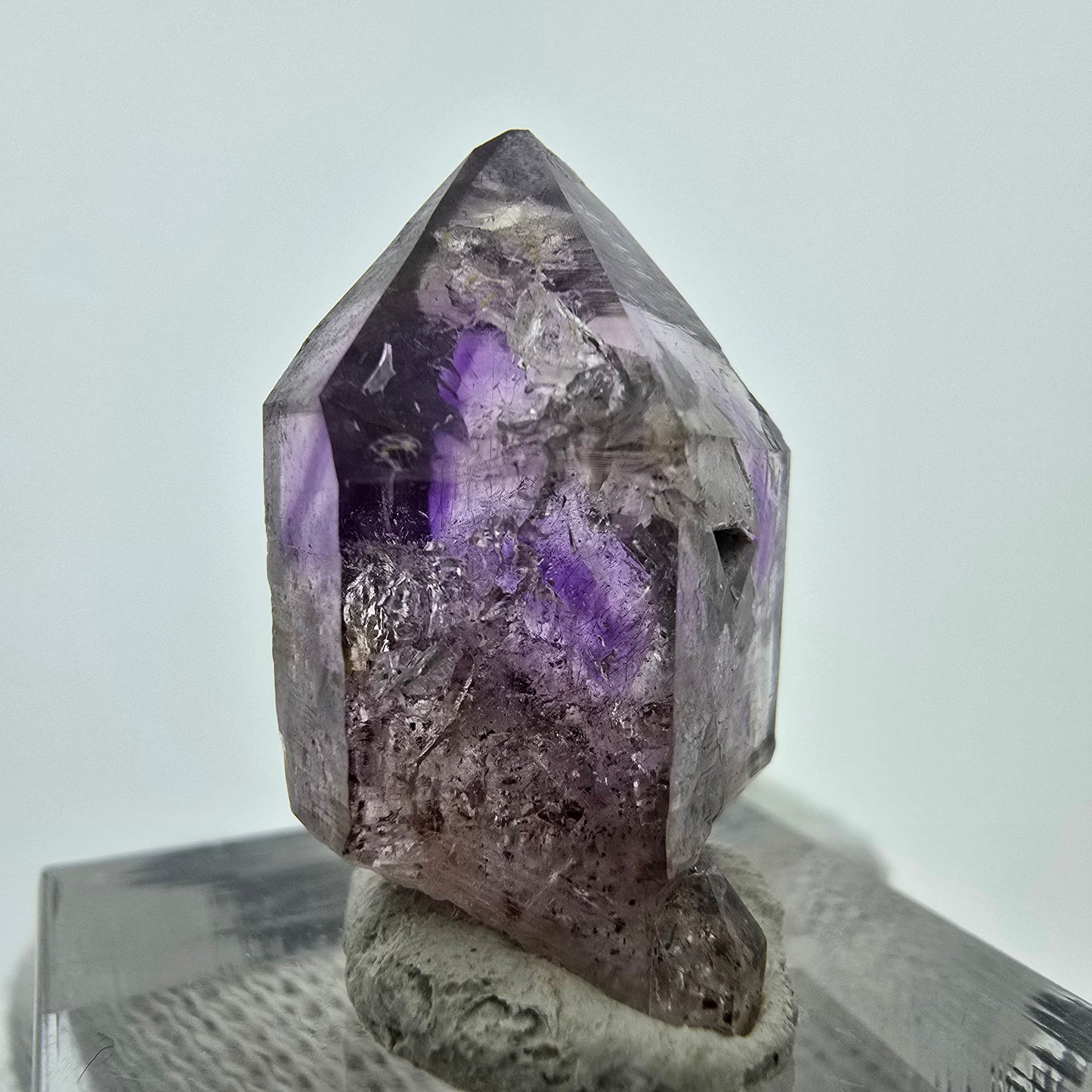 Seltene Phantom Amethyst Zepter Spitze Goboboseb, Namibia 27*15*14mm