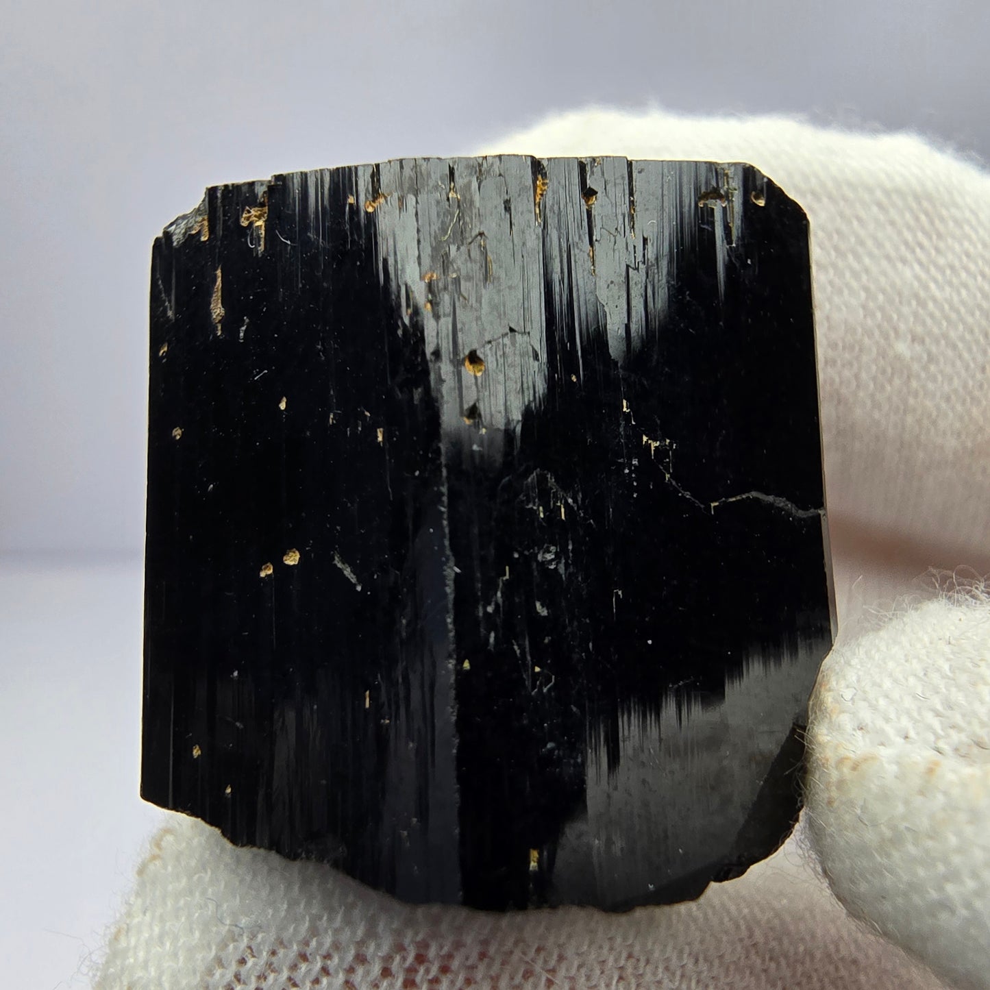 Symmetrischer Schörl Turmalin schwarz glänzend Erongo, Namibia 24*24*18mm