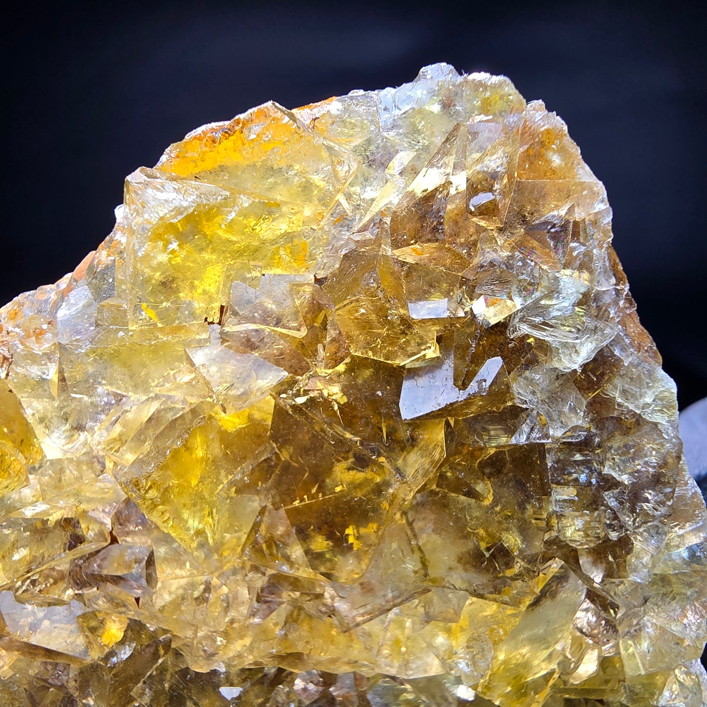 Klare Honey Pocket Fluorit Würfel Stufe gelb Okorusu Namibia 56*50*10mm Sammlung