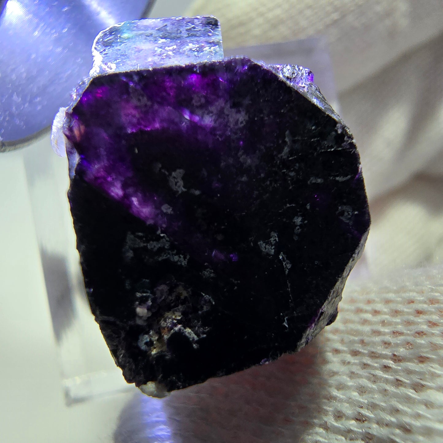 Spécimen de cube de fluorite fantôme zonal, vert violet Okorusu, Namibie 22*21*19mm