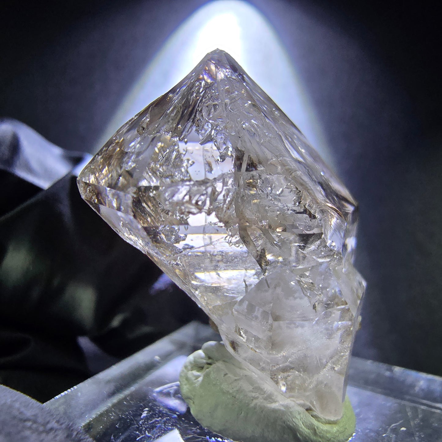 Klare Zepter Rauchquarz, Quarz Kristall Spitze 27*22*14mm aus Goboboseb Namibia