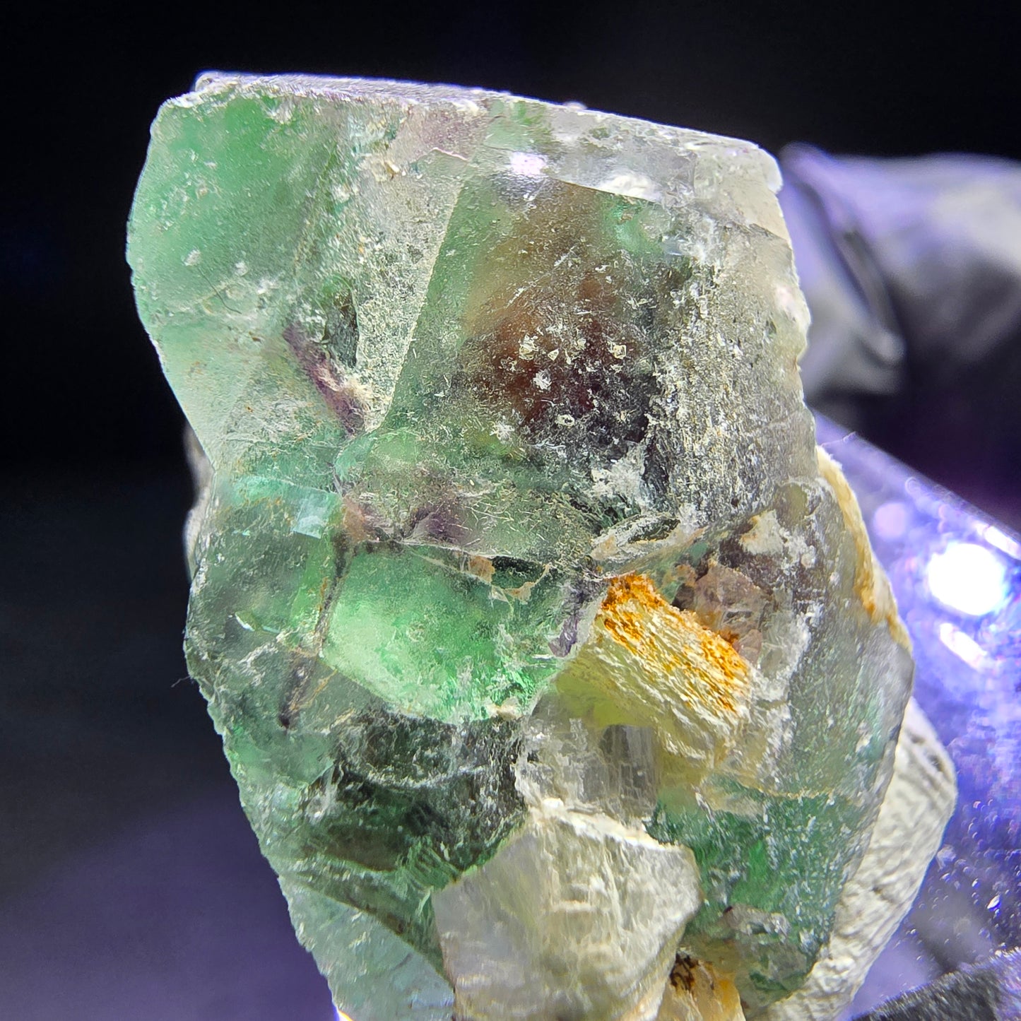 Seltene Phantom Fluorit Würfel, Muskovit Stufe 31*23*17mm aus Erongo, Namibia