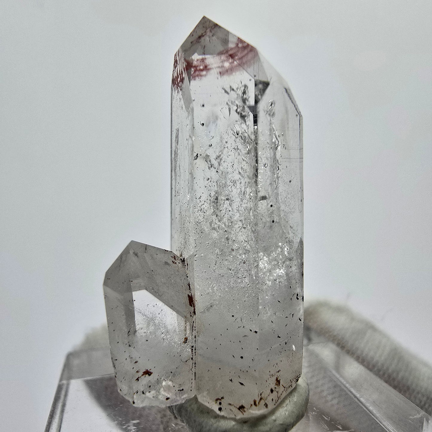 Phantom Amethyst Kristall mit Hämatit Streep Mine Goboboseb Namibia 31*15*14mm