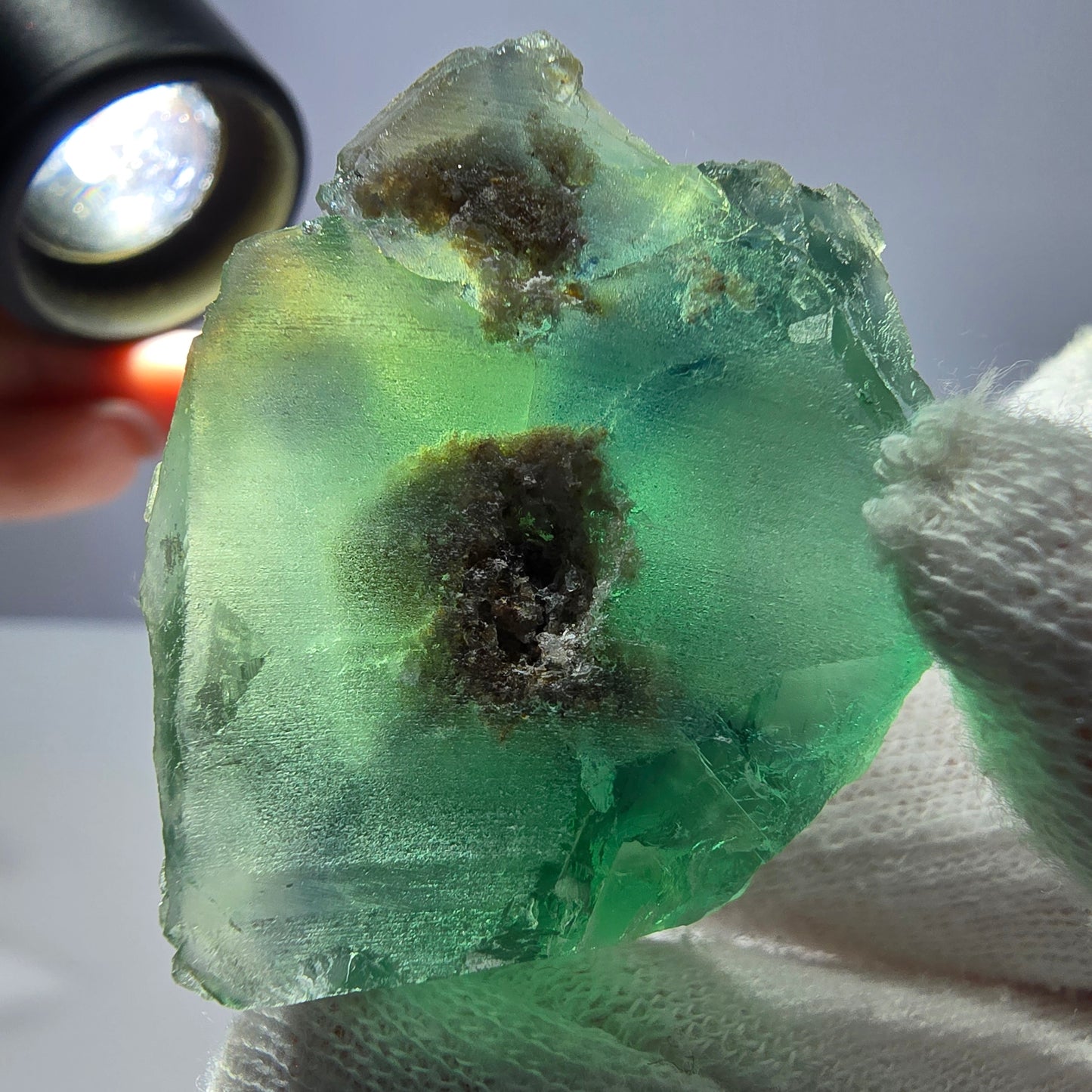 Rare spécimen de cube de fluorite fantôme, parqueté vert Okorusu, Namibie, 39 x 33 x 32 mm