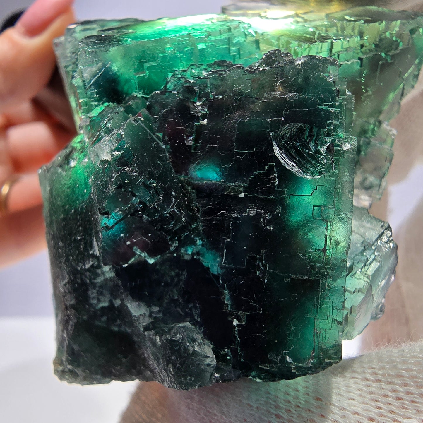 Grand cube de fluorite fantôme à gradins, Okorusu, Namibie, 74 x 65 x 33 mm