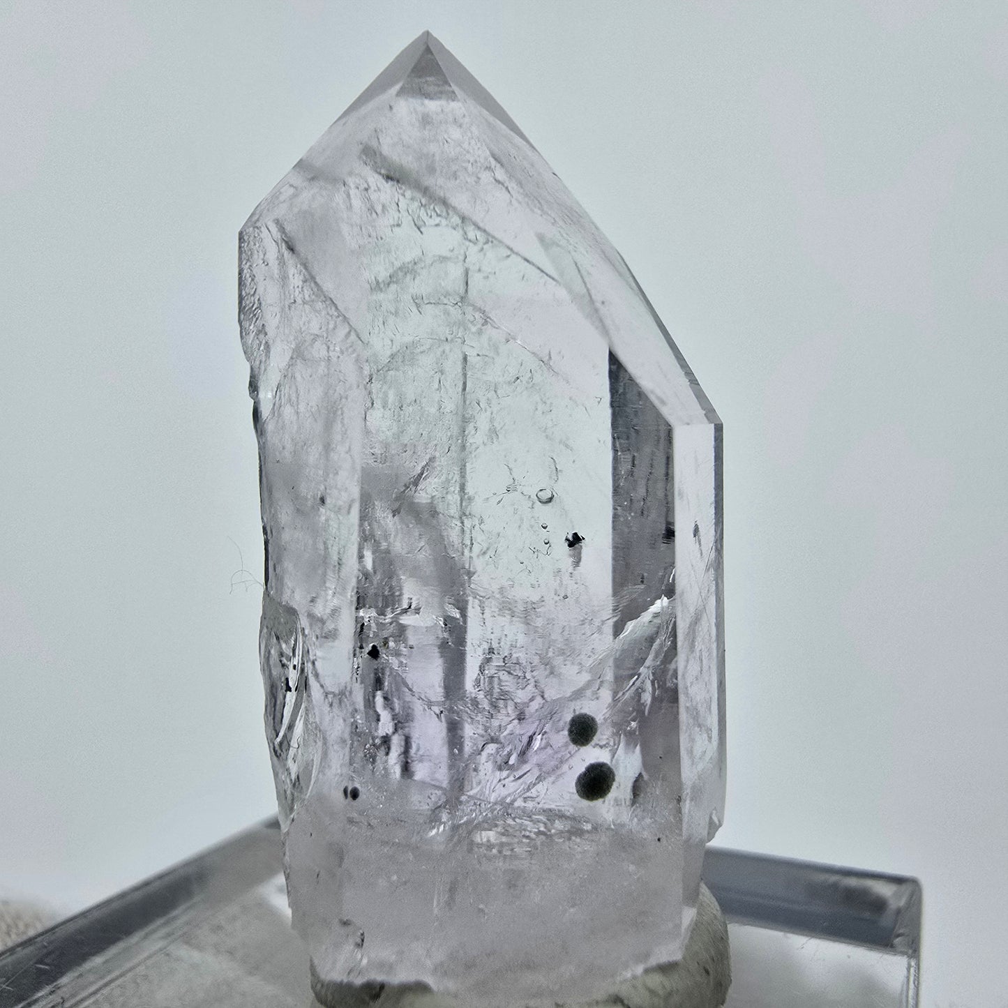 Klarer Amethyst Quarz grüne Einschlüsse Streep Mine Goboboseb Namibia 30*13*12mm