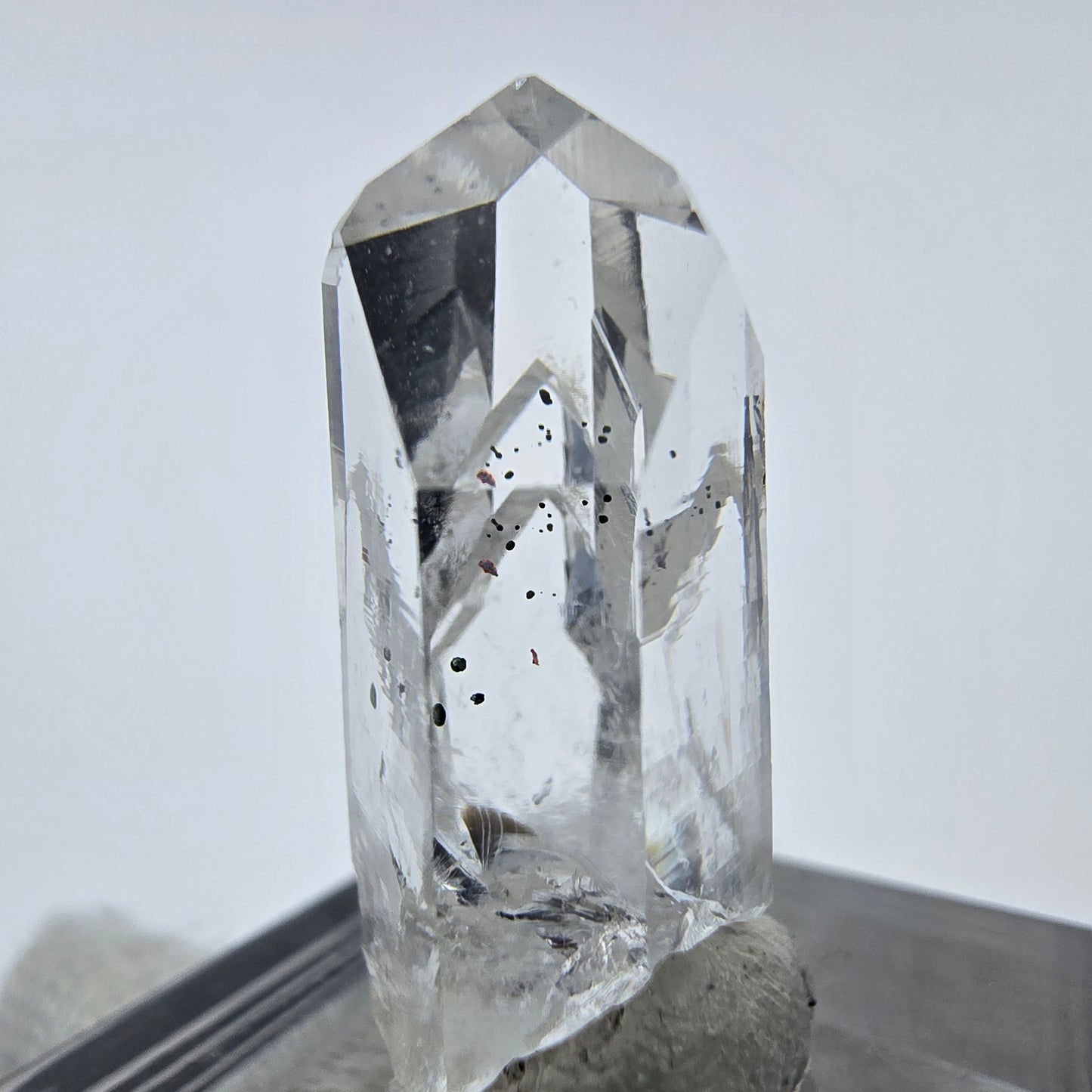 Harlekin Phantom Quarz Kristall Streep Mine, Goboboseb, Namibia 26*14*10mm