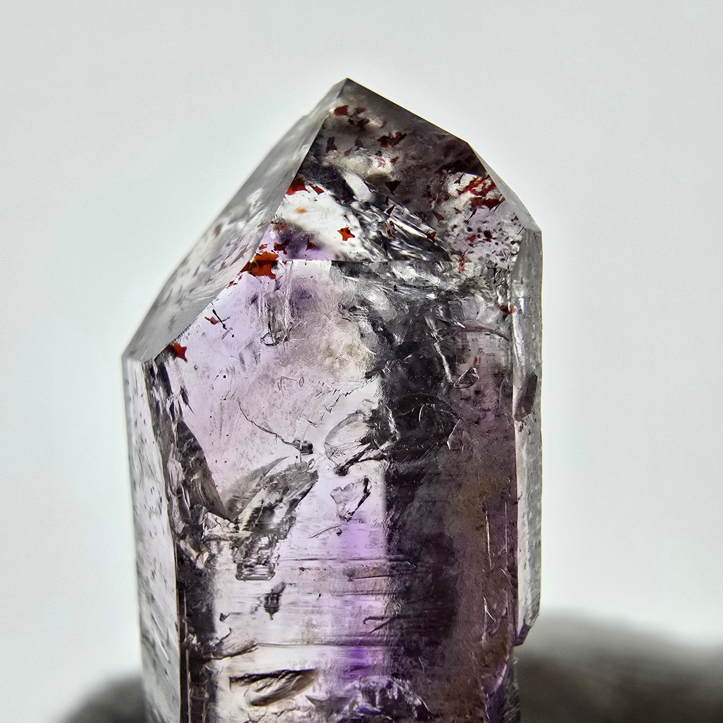 Harlequin Phantom Skeleton Améthyste, UV Calcite Valentine Pocket Namibie 35*15*13mm