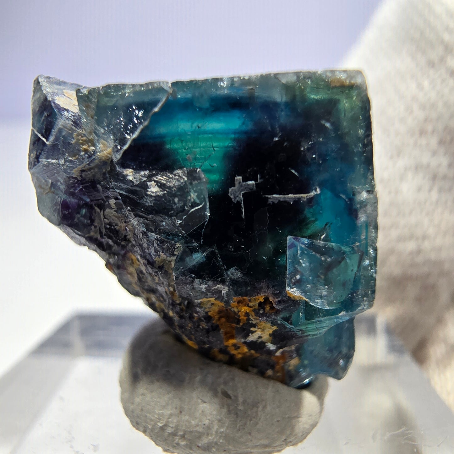 Spécimen de cube de fluorite fantôme, zonal - Nouvelle découverte ! Okorusu, Namibie 22*16*16mm