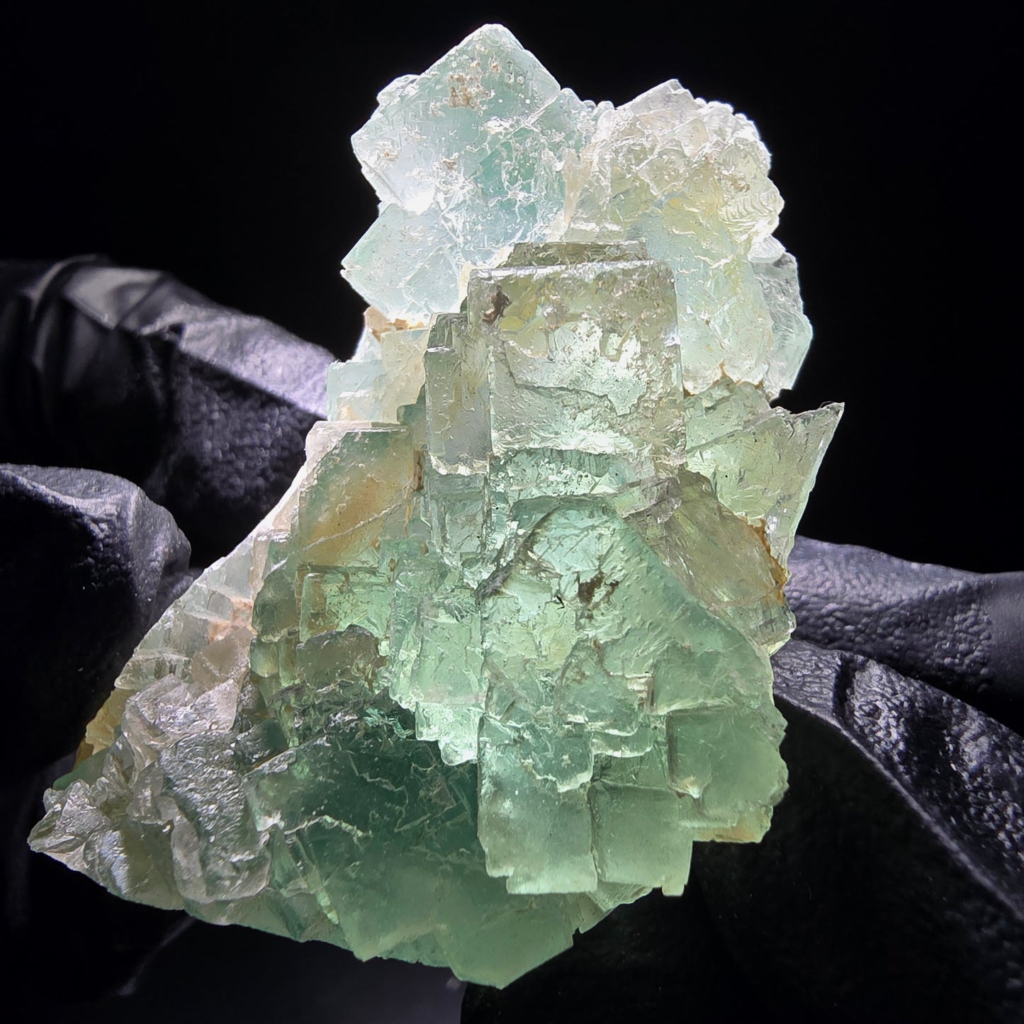 Cube de fluorite fantôme transparent à gradins vert Omehane, Namibie 58*33*29mm