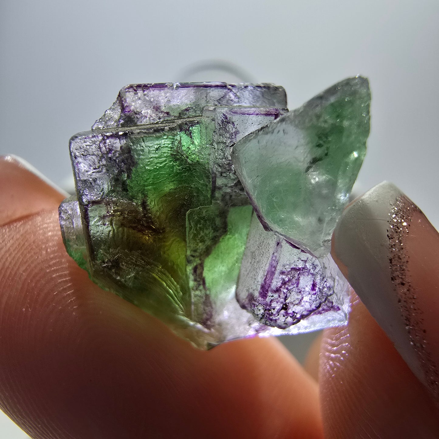 Lot de 16 marches en fluorite fantôme, hyalite, tourmaline Schörl, muscovite, Erongo, Namibie
