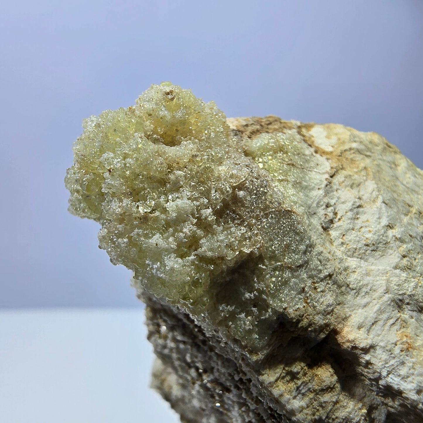 Opale hyalite rare, spécimen d'orthose Erongo, Namibie 58*55*40mm