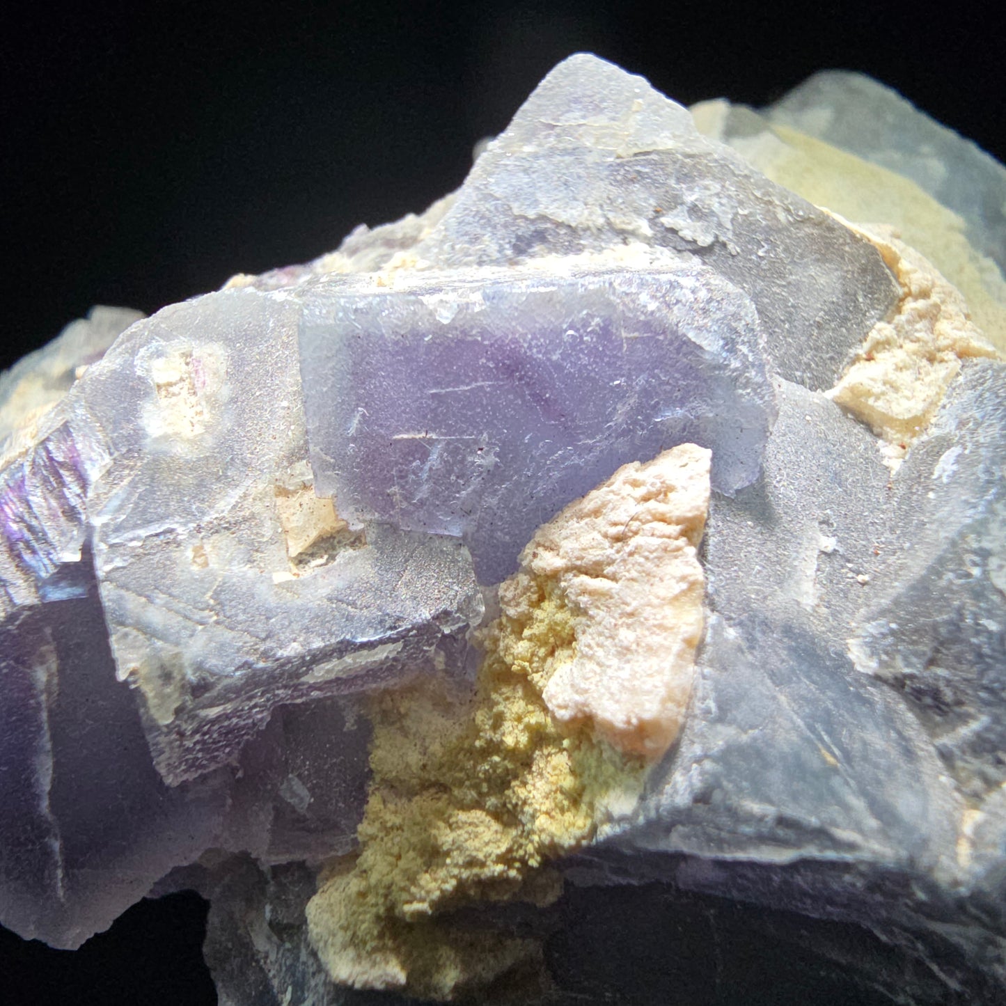 Niveau de cube Phantom Fluorite violet vert Omehane, collection Namibie 67*56*27mm
