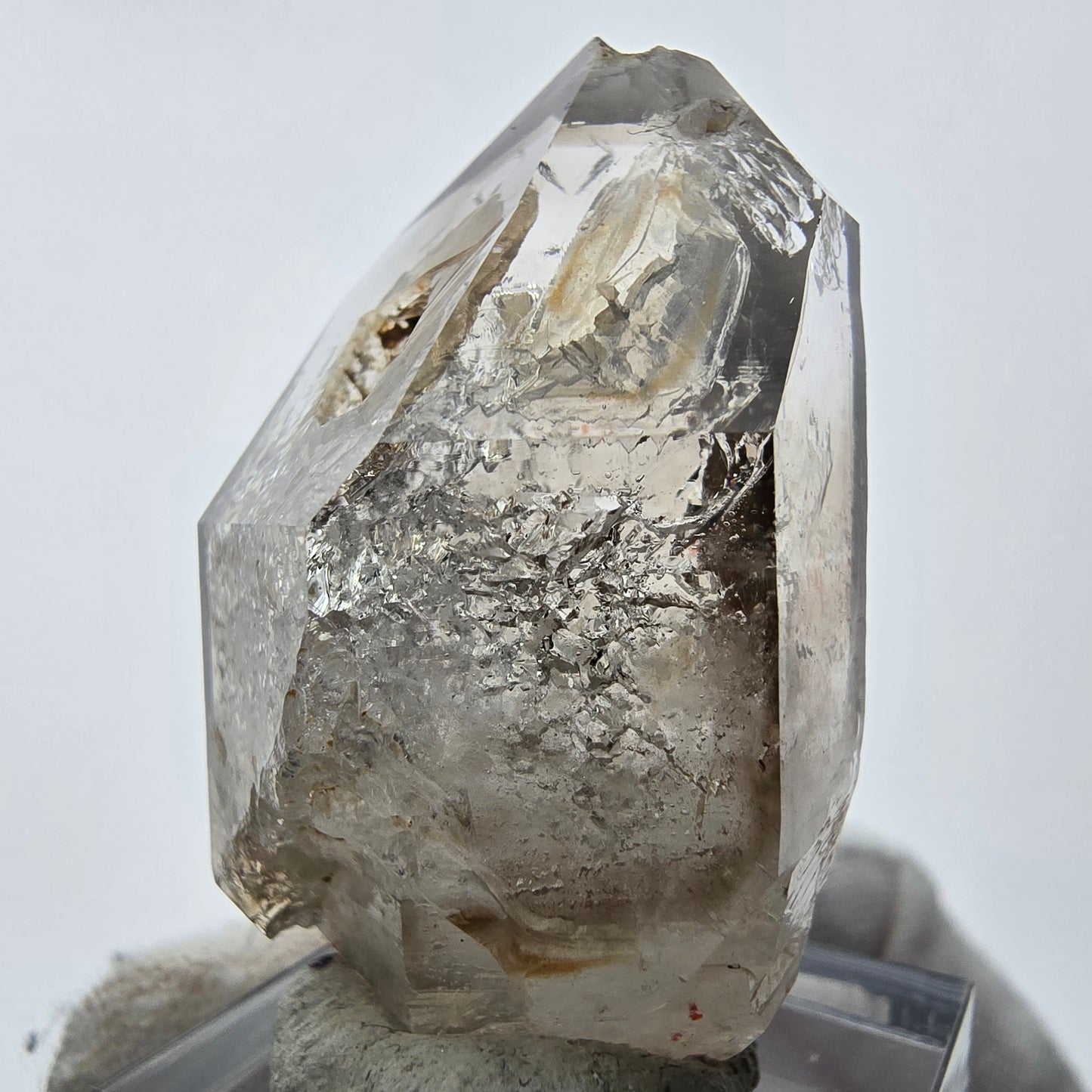 Enhydro Phantom Smoky Quartz Sceptre Tip 1x Bubble Goboboseb, Namibie 42*25*21mm