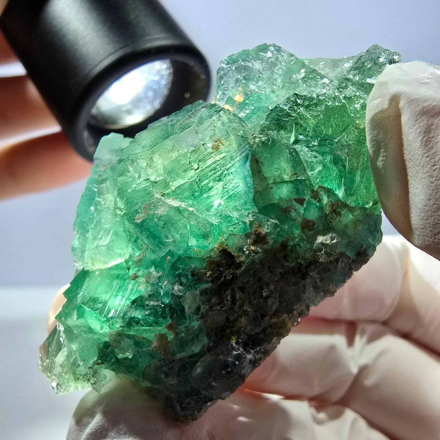 Spécimen de cube de fluorite fantôme transparente, vert parqueté, Okorusu, Namibie, 54 x 33 x 29 mm