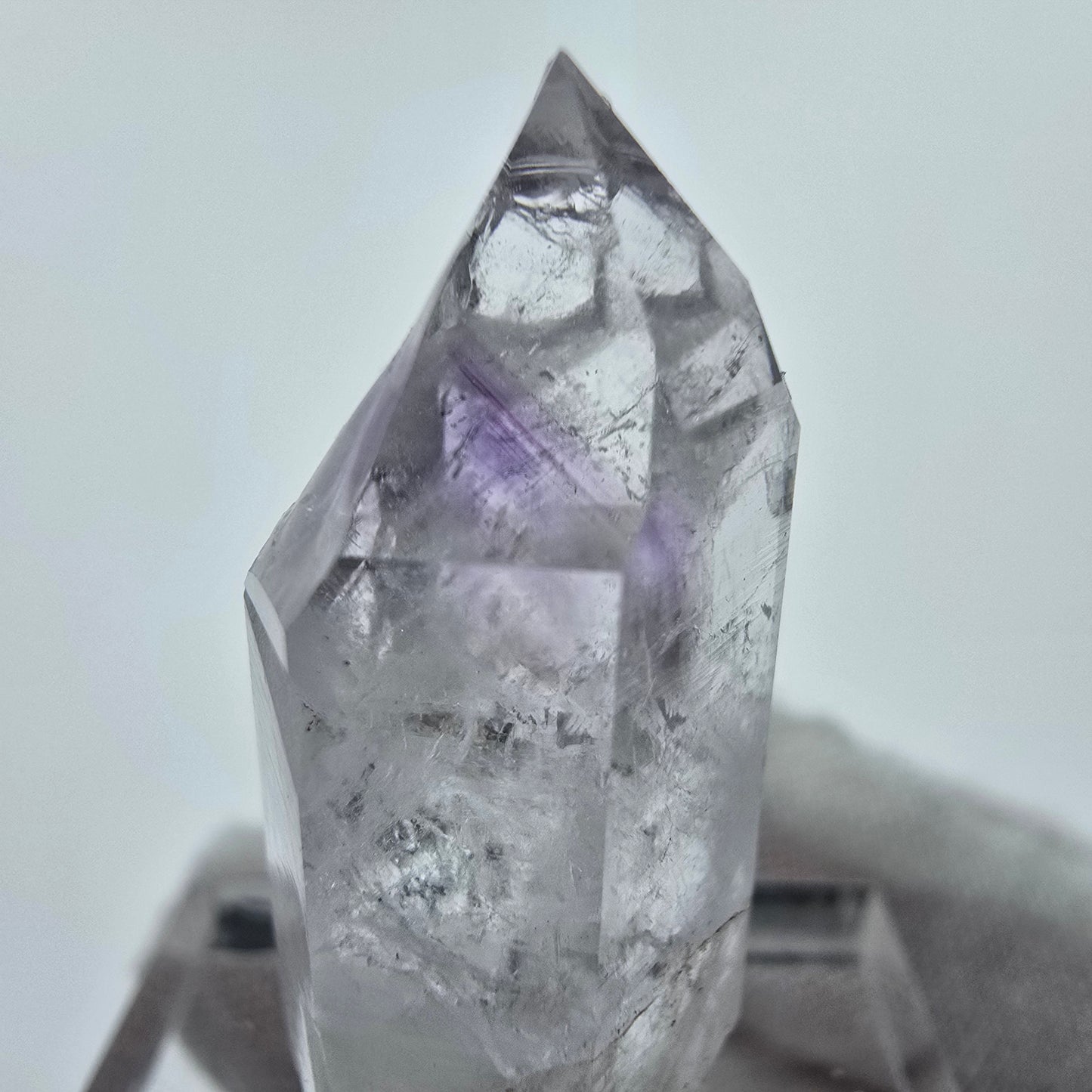 Cristal d'améthyste fantôme transparent Streep Mine Goboboseb Namibie 31*13*12mm