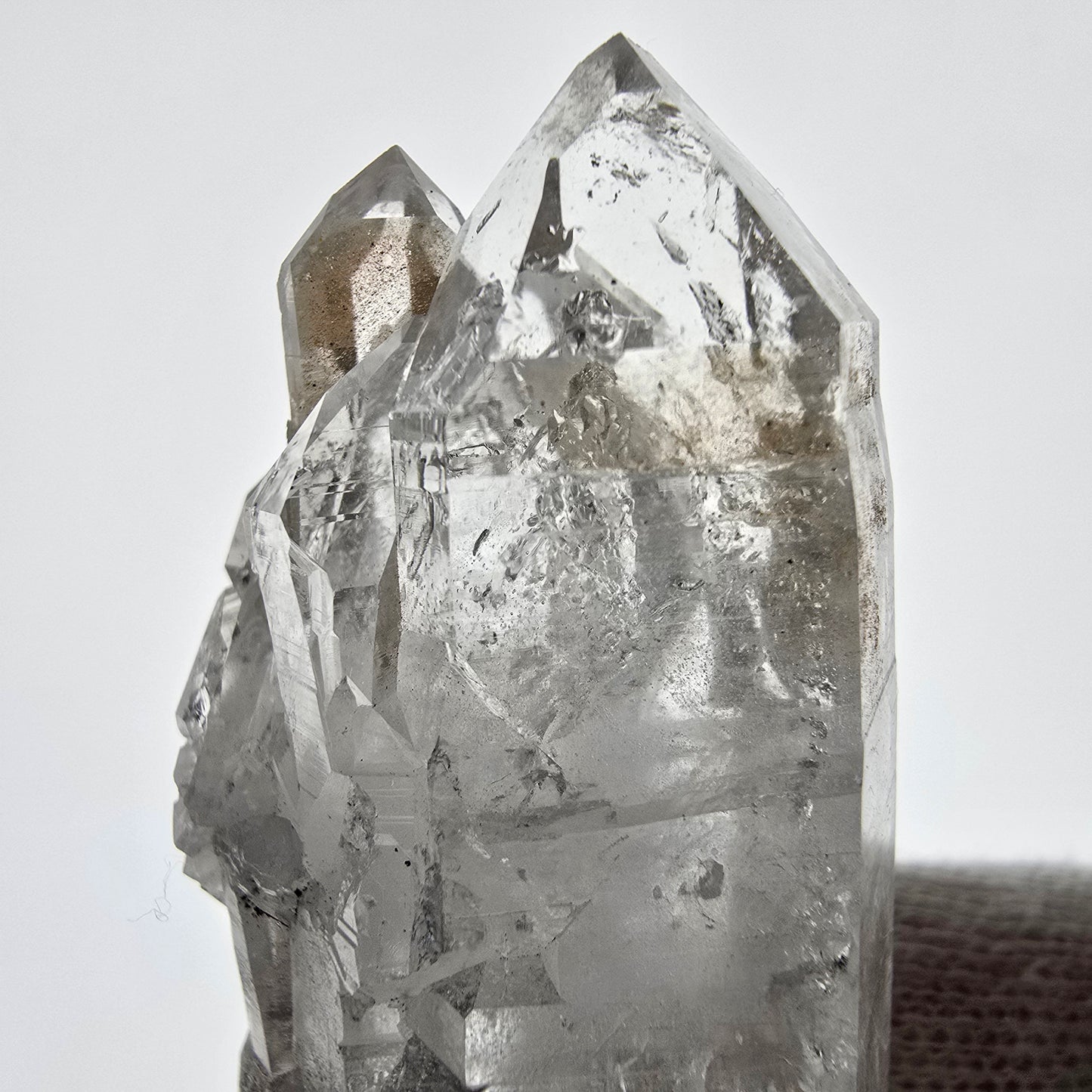Sceptre de poche Saint-Valentin en quartz fumé fantôme squelette, Namibie 61 x 25 x 23 mm