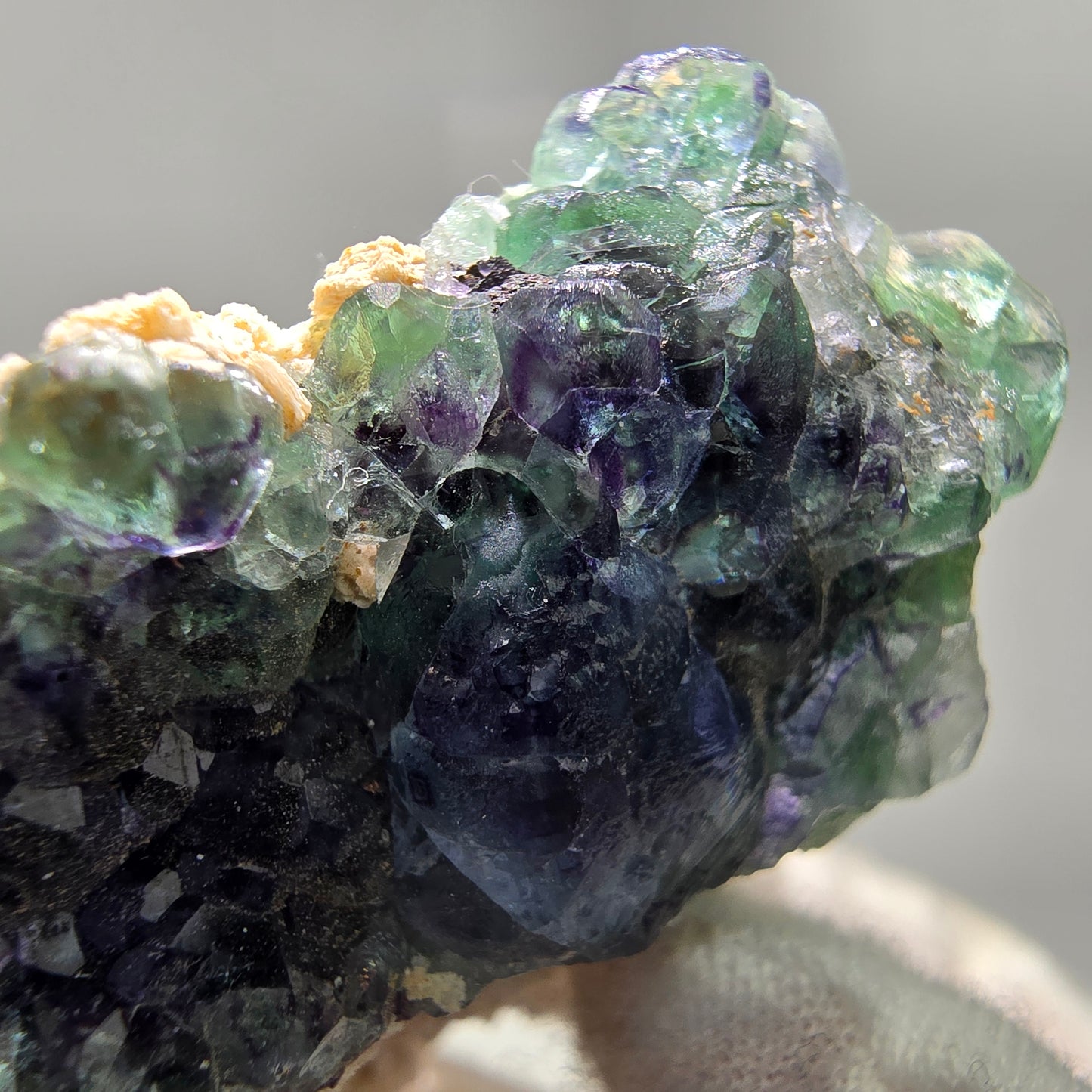 Phantom Fluorit grün blau, Orthoklas Stufe Erongo, Namibia 55*45*26mm Sammlung