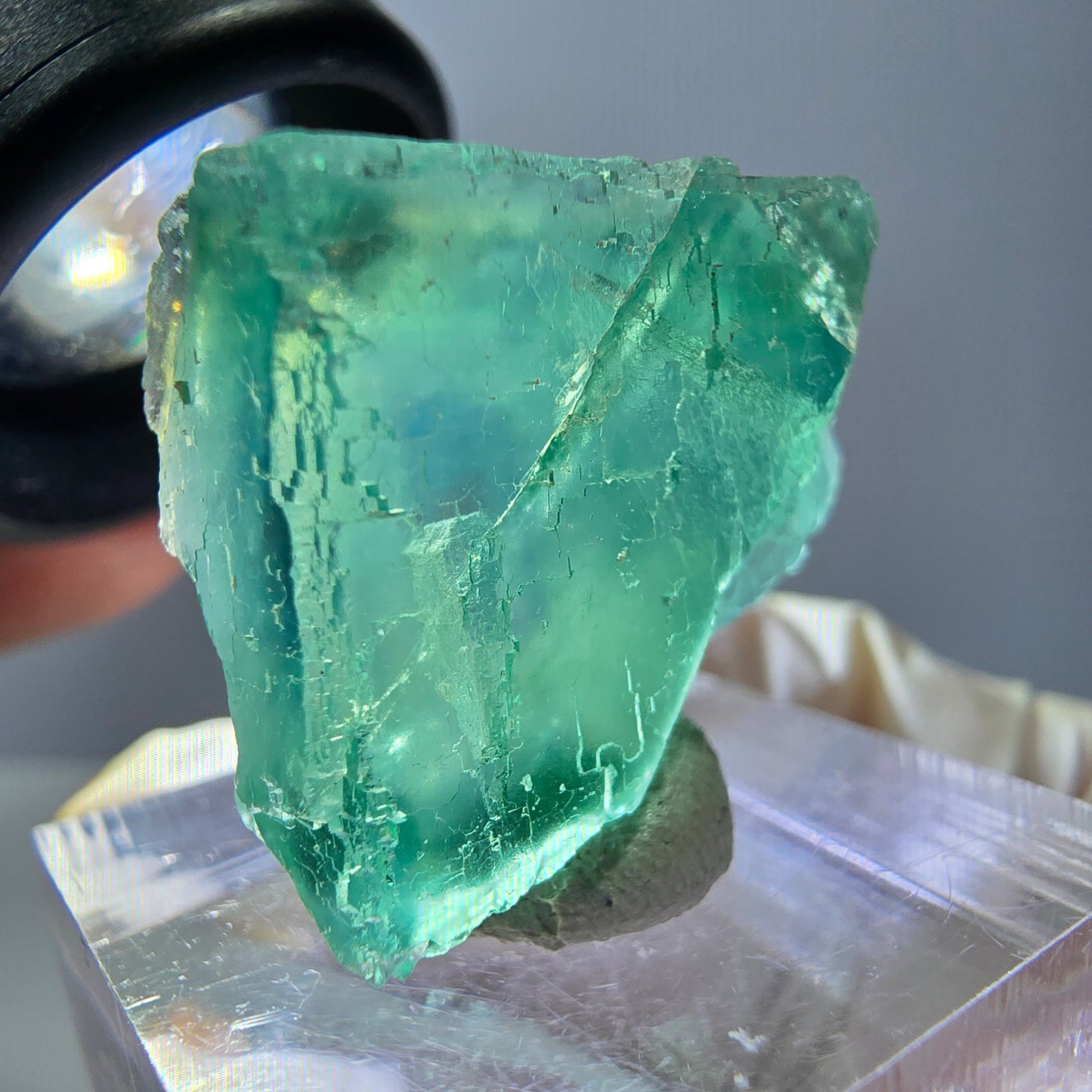 Cube de fluorite fantôme transparente parquetée, vert Okorusu, Namibie 28 x 21 x 10 mm