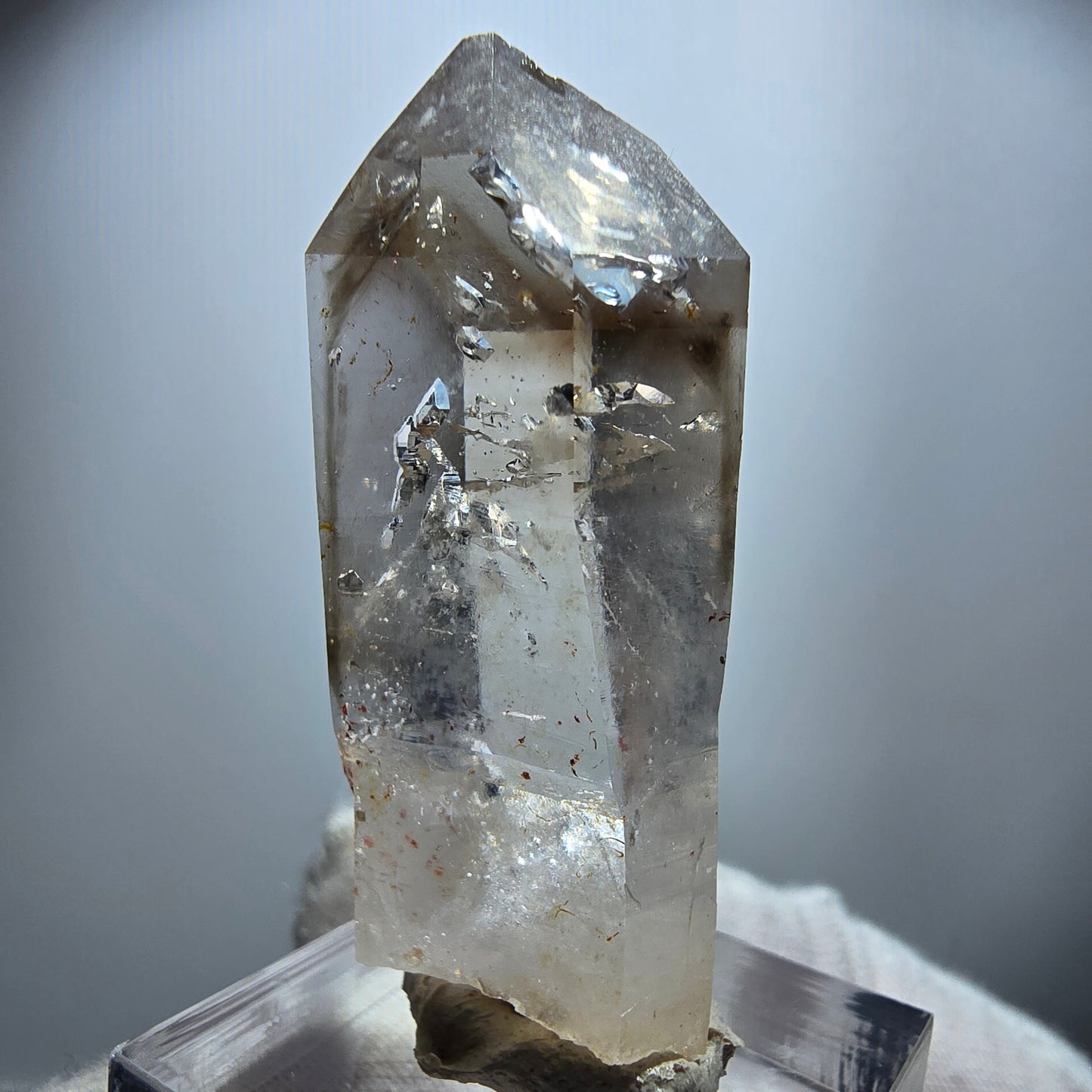 Klarer Phantom Rauchquarz Zepter Kristall Goboboseb, Namibia 44*18*13mm