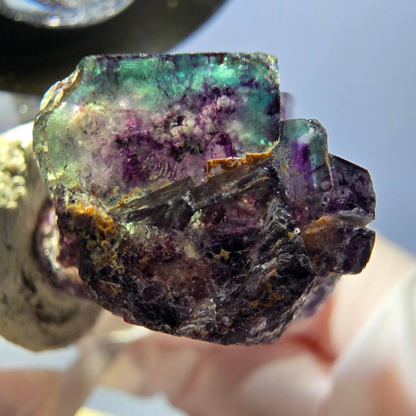 Spécimen de cube de fluorite fantôme, parqueté vert violet Okorusu, Namibie 34*24*19 mm