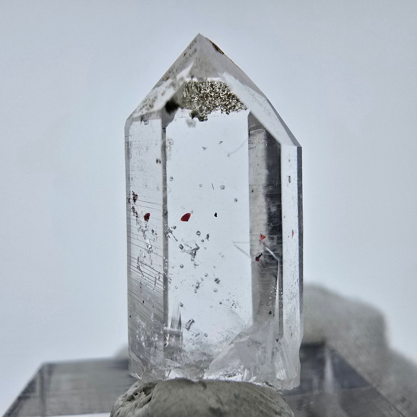 Harlekin Phantom Quarz Kristall Streep Mine, Goboboseb, Namibia 25*11*9mm