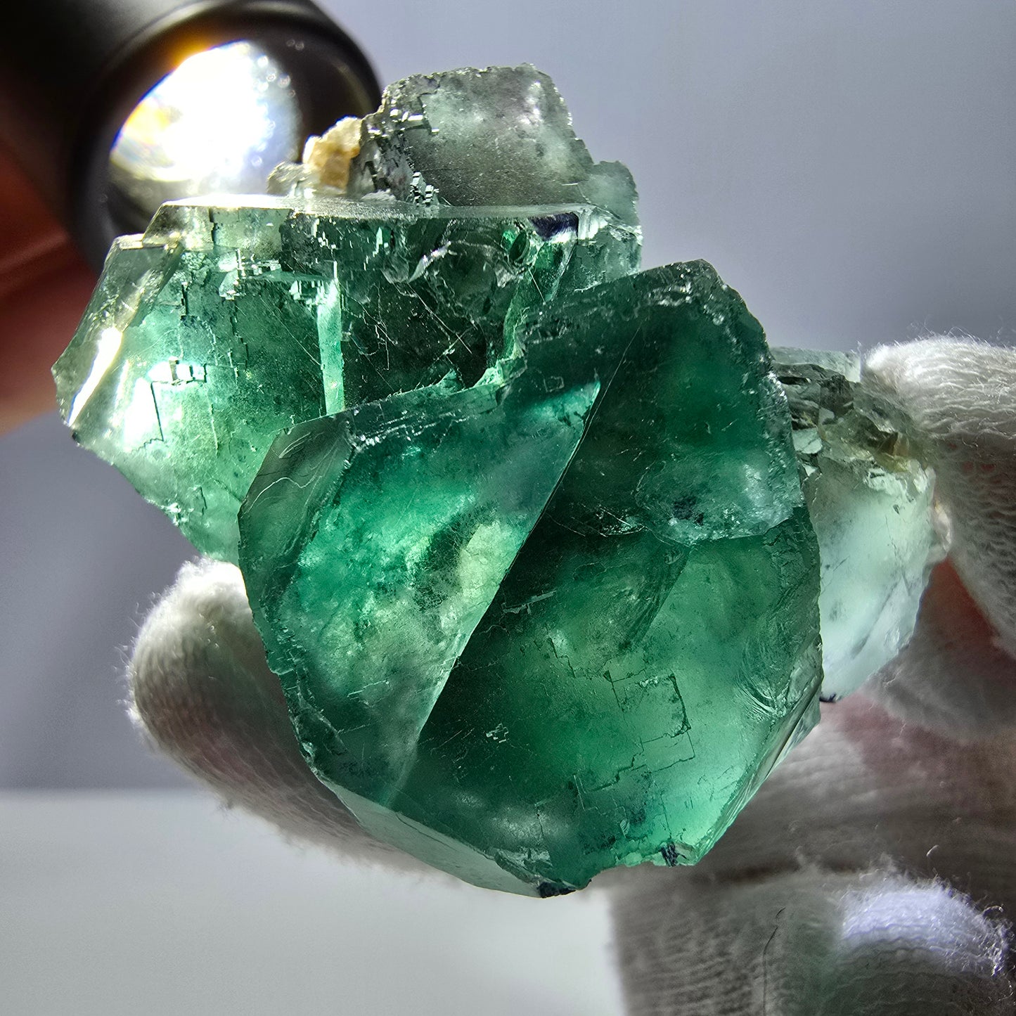 Rare spécimen de cube de fluorite fantôme, parqueté vert Okorusu, Namibie, 45 x 35 x 23 mm