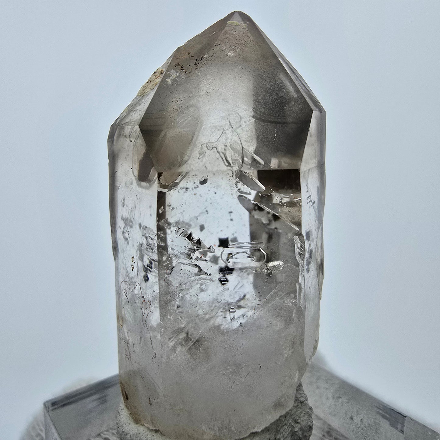 Klarer Phantom Rauchquarz Zepter Kristall Goboboseb, Namibia 42*21*18mm