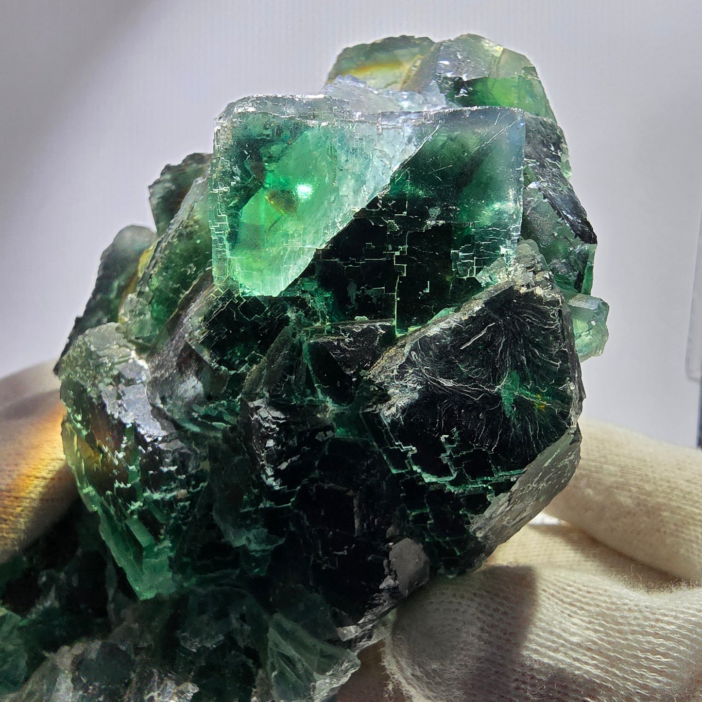 Spécimen de cube de fluorite fantôme XXL, parqueté vert Okorusu, Namibie 150*127*73mm