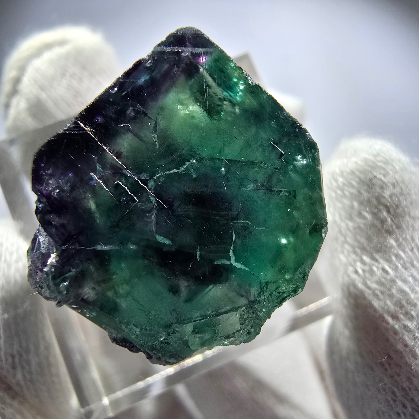 Spécimen rare de cube de fluorite fantôme zonal vert violet Okorusu, Namibie 23*21*15 mm