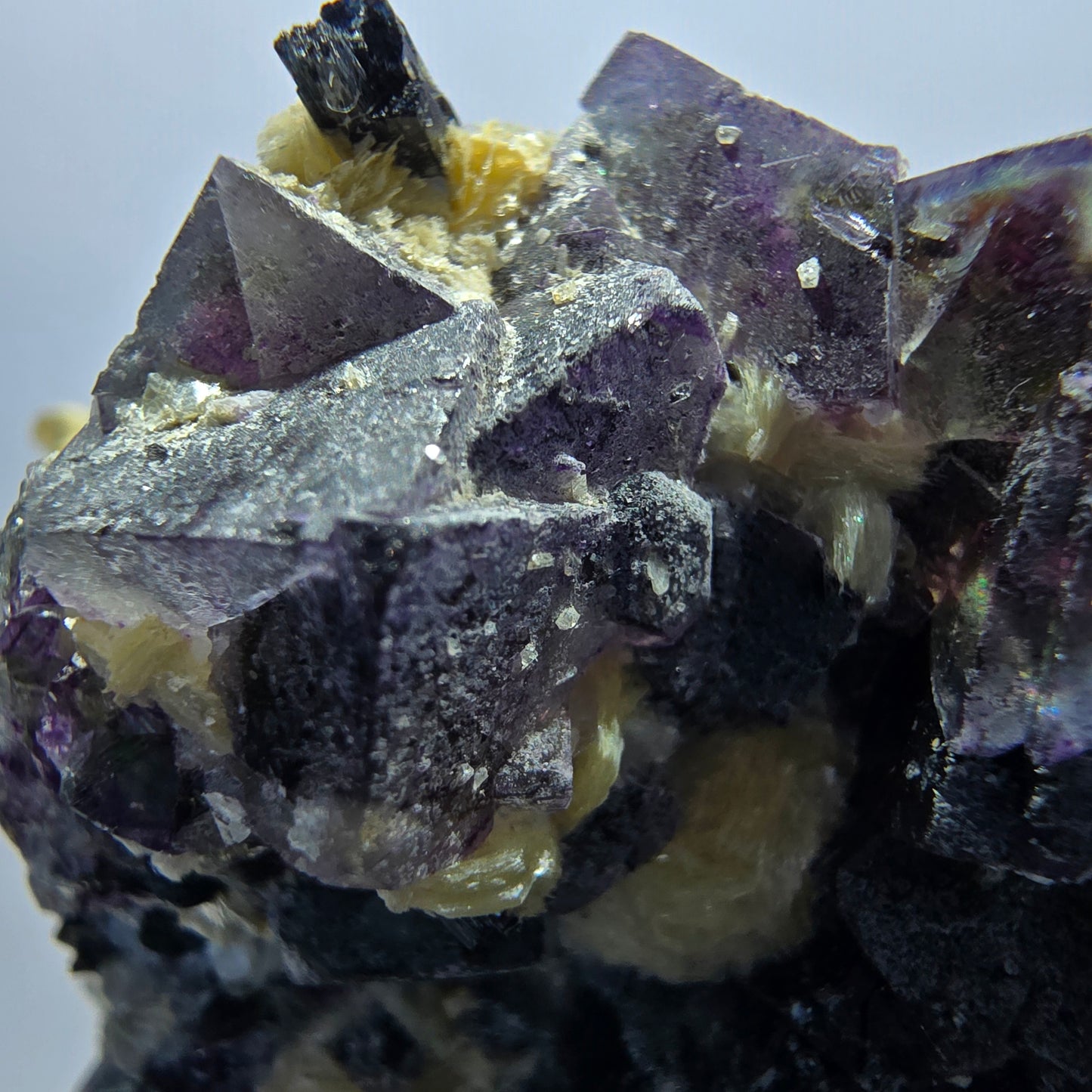 Colorful Phantom Fluorite Cubes Schorl Tourmaline Muscovite Erongo, Namibia 60*45*31mm