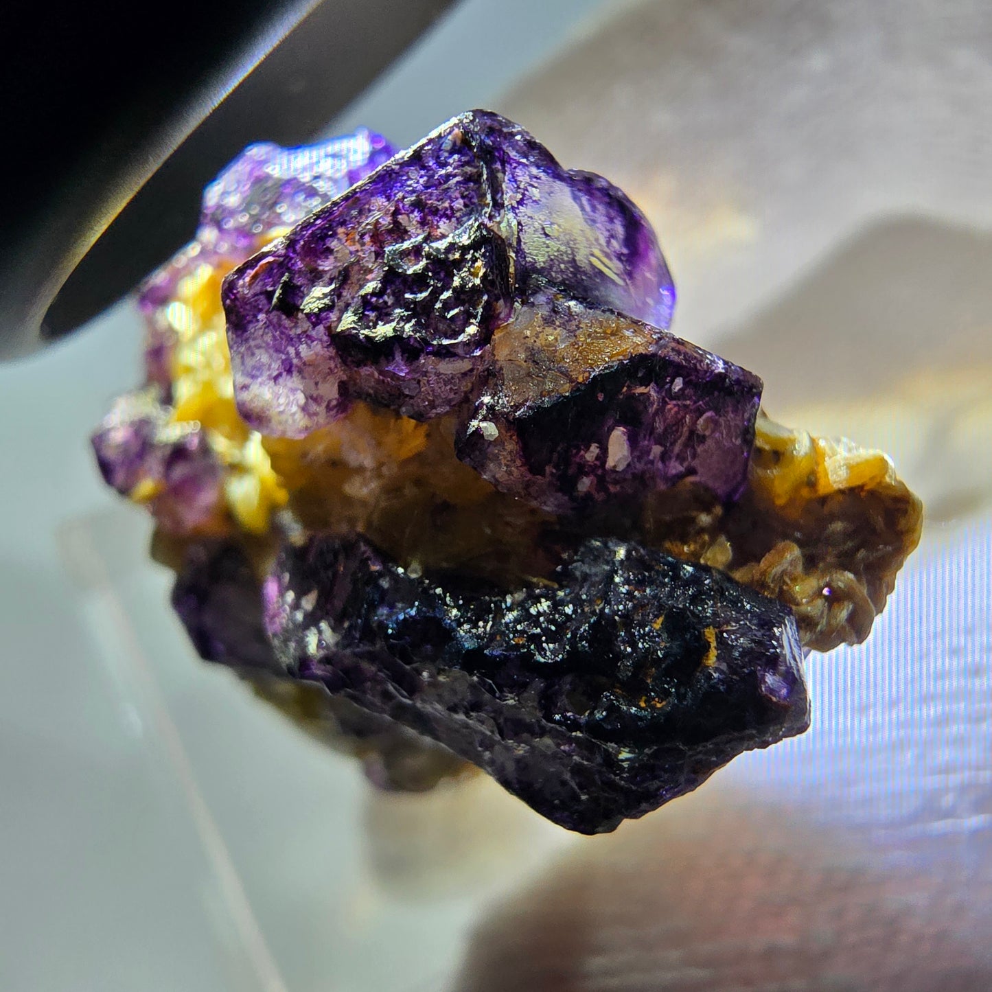 Cube de fluorite fantôme zonal, spécimen de muscovite, Erongo, Namibie, 35 x 26 x 13 mm