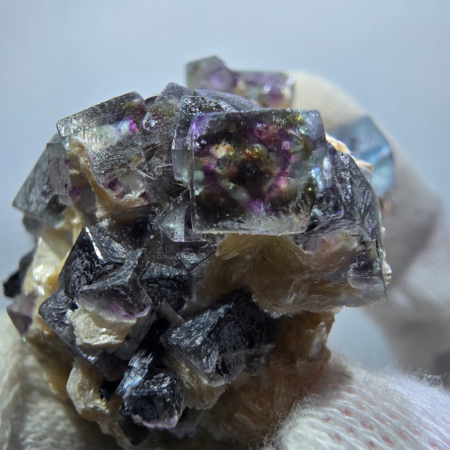 Colorful Phantom Fluorite Cubes Muscovite Schorl Tourmaline Erongo, Namibia 43*39*30mm