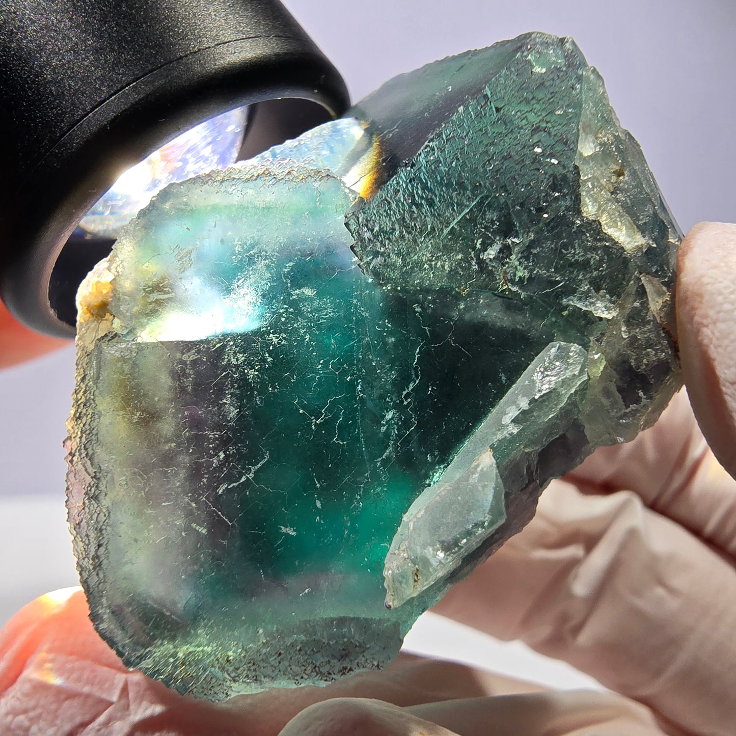 Spécimen de cube de fluorite fantôme, parqueté vert violet Okorusu, Namibie 44*43*21 mm