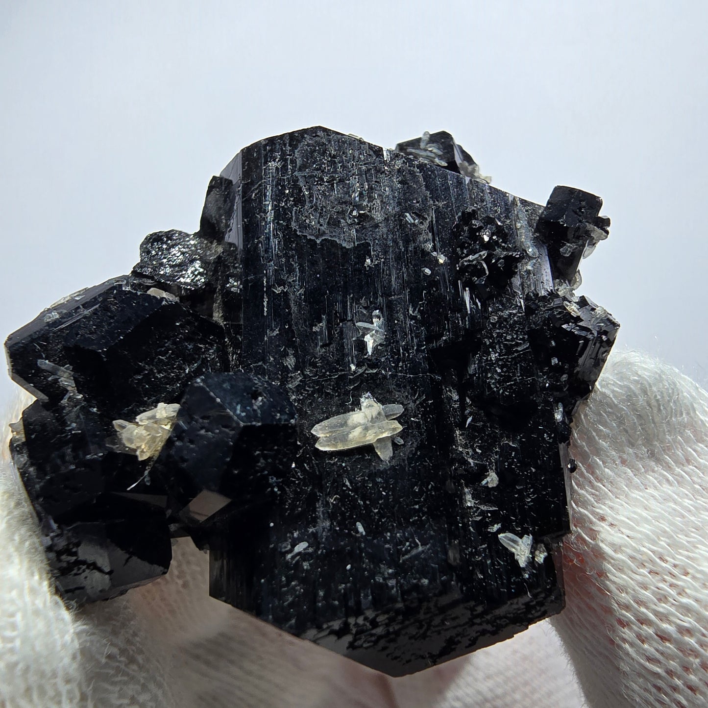 Symmetrische Schörl Turmalin, Rauchquarz Stufe Erongo, Namibia 40*39*19mm