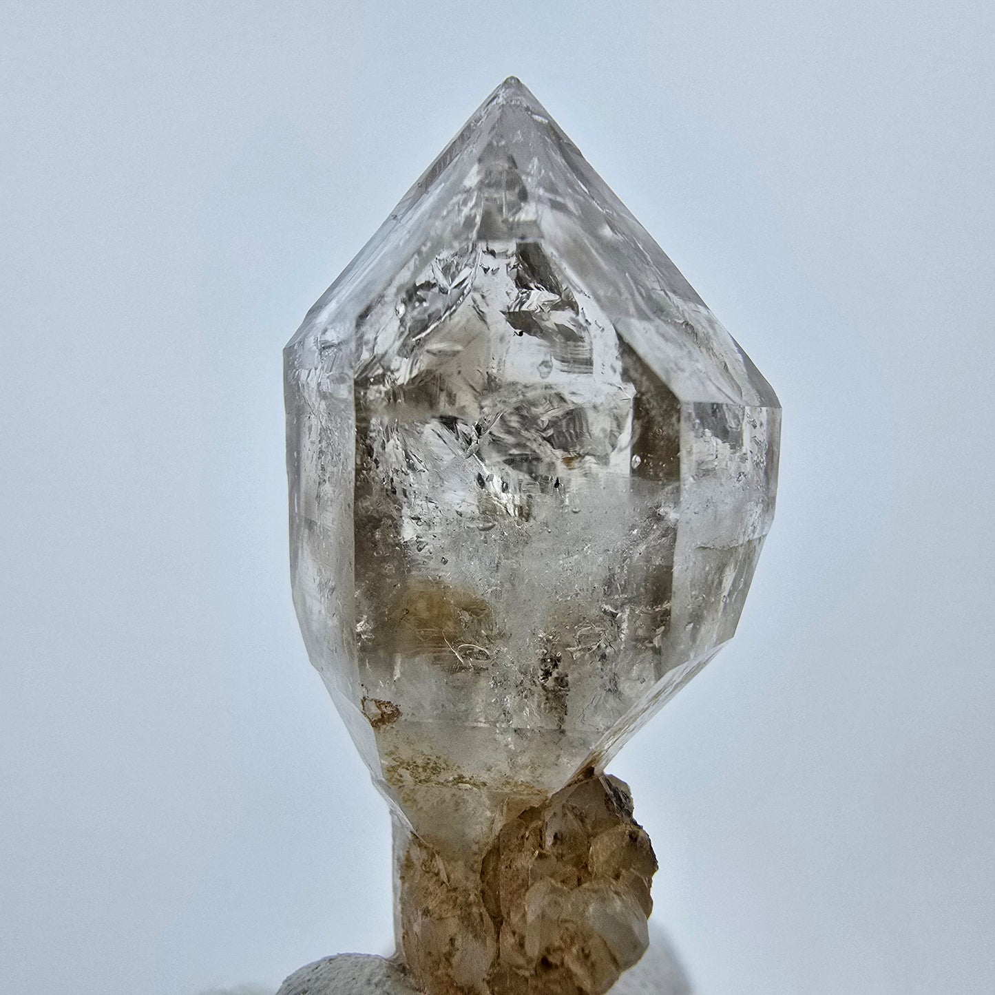Enhydro Phantom Rauchquarz Zepter, 1x Blase Goboboseb, Namibia 47*20*19mm