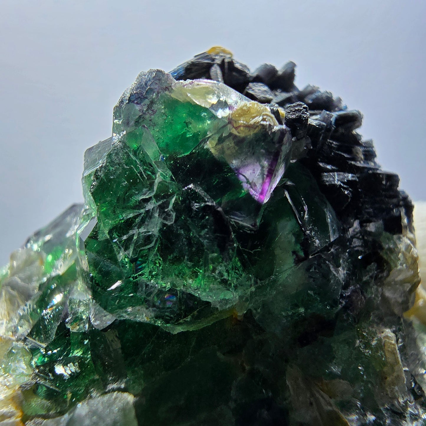Phantom Fluorit zonal Schörl Rauchquarz Muskovit Erongo, Namibia 56*45*38mm