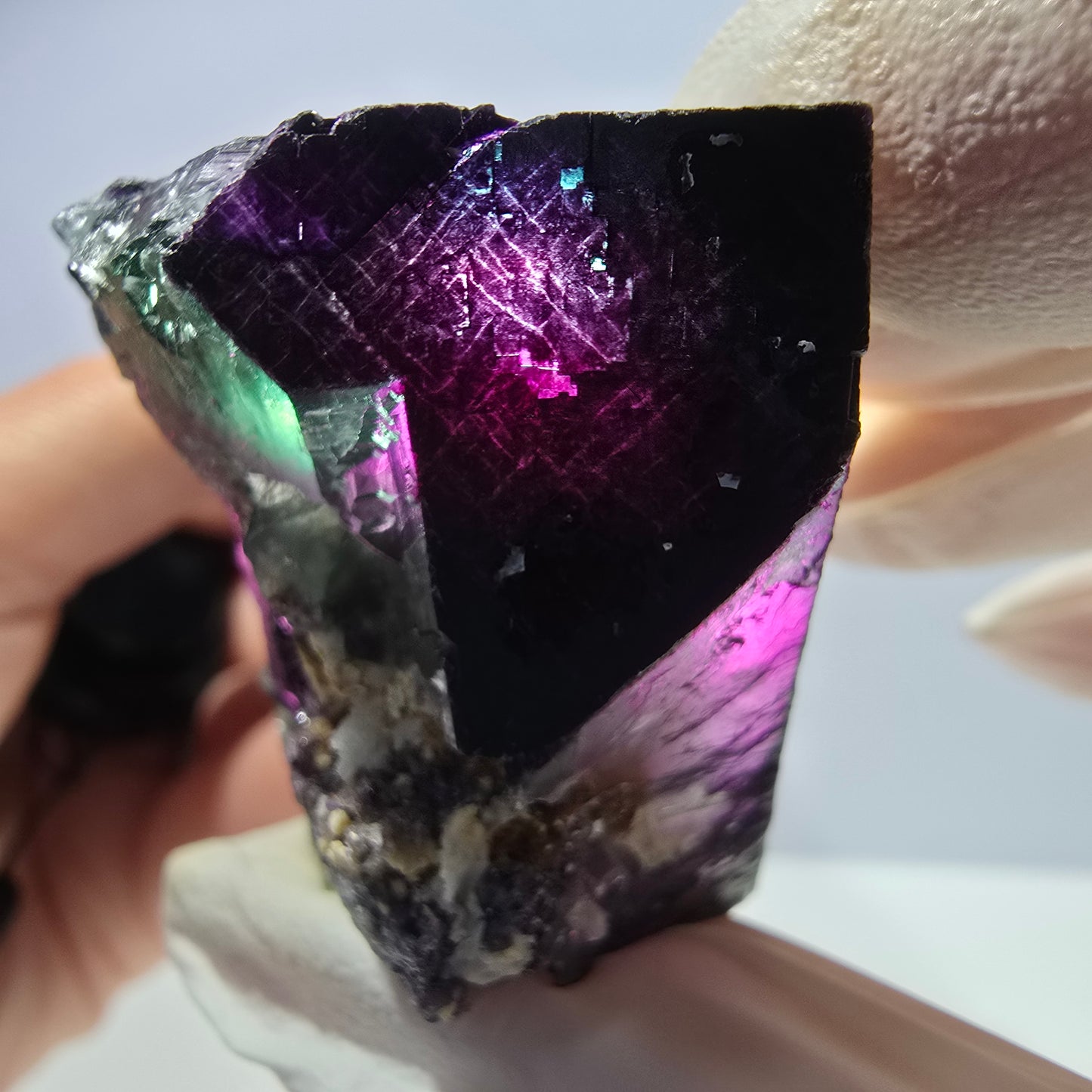Spécimen de cube de fluorite fantôme vert violet zonal 11:11 Angel Pocket, Namibie 33*32*31mm