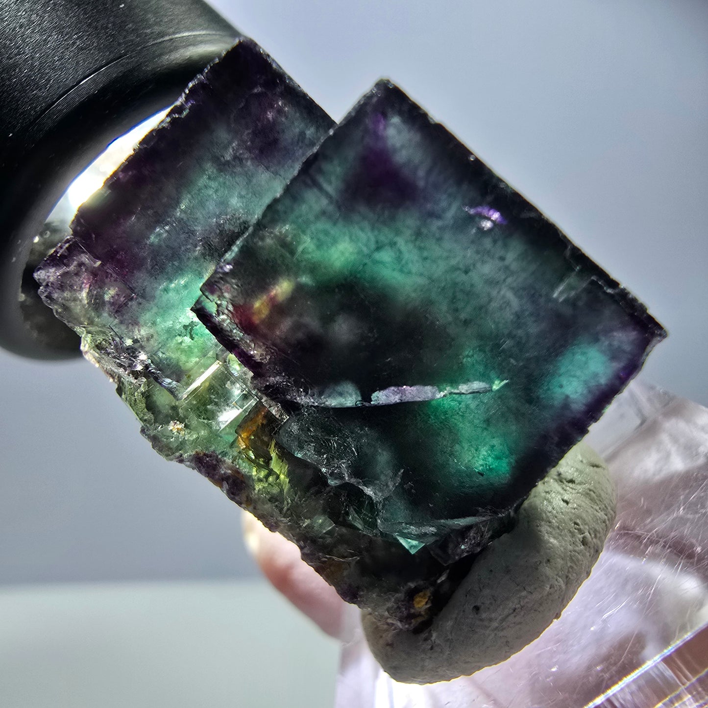 Spécimen rare de cube de fluorite, vert violet, Okorusu, Namibie, 29 x 25 x 21 mm