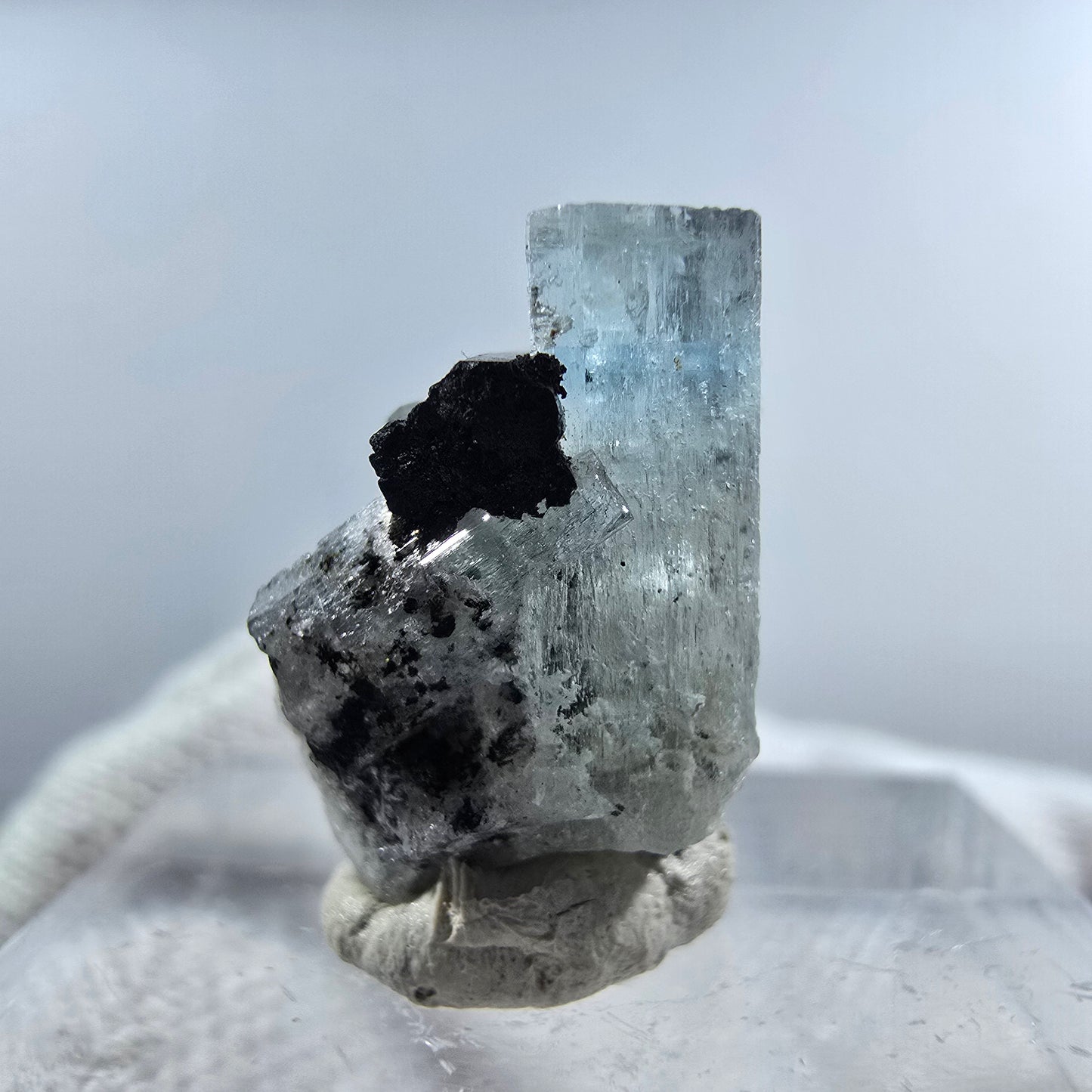 Aigue-marine Setlene, tourmaline Schörl stade Erongo, Namibie 16*10*12mm
