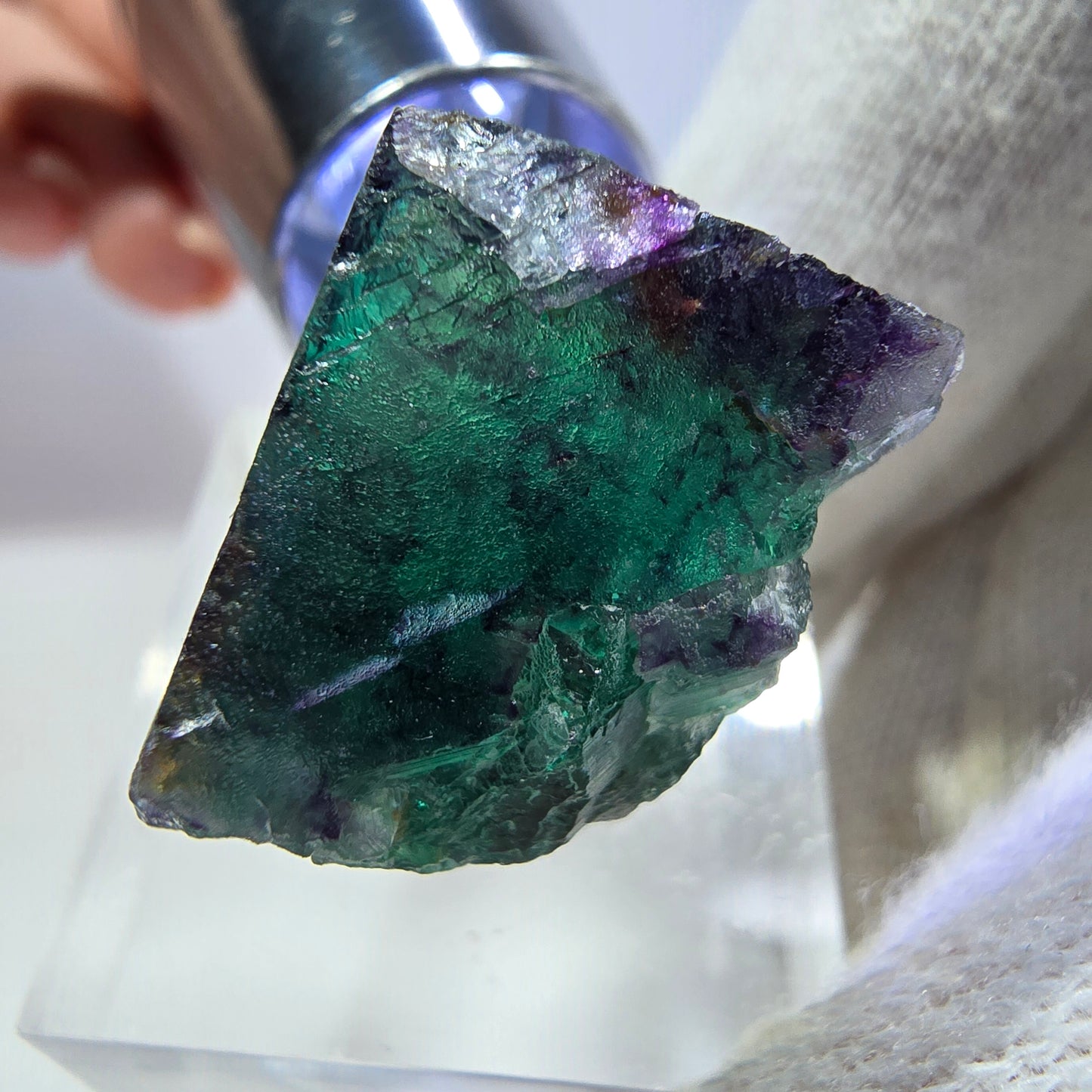 Rare cube de fluorite fantôme, vert violet zonal Okorusu, Namibie 29*28*15 mm