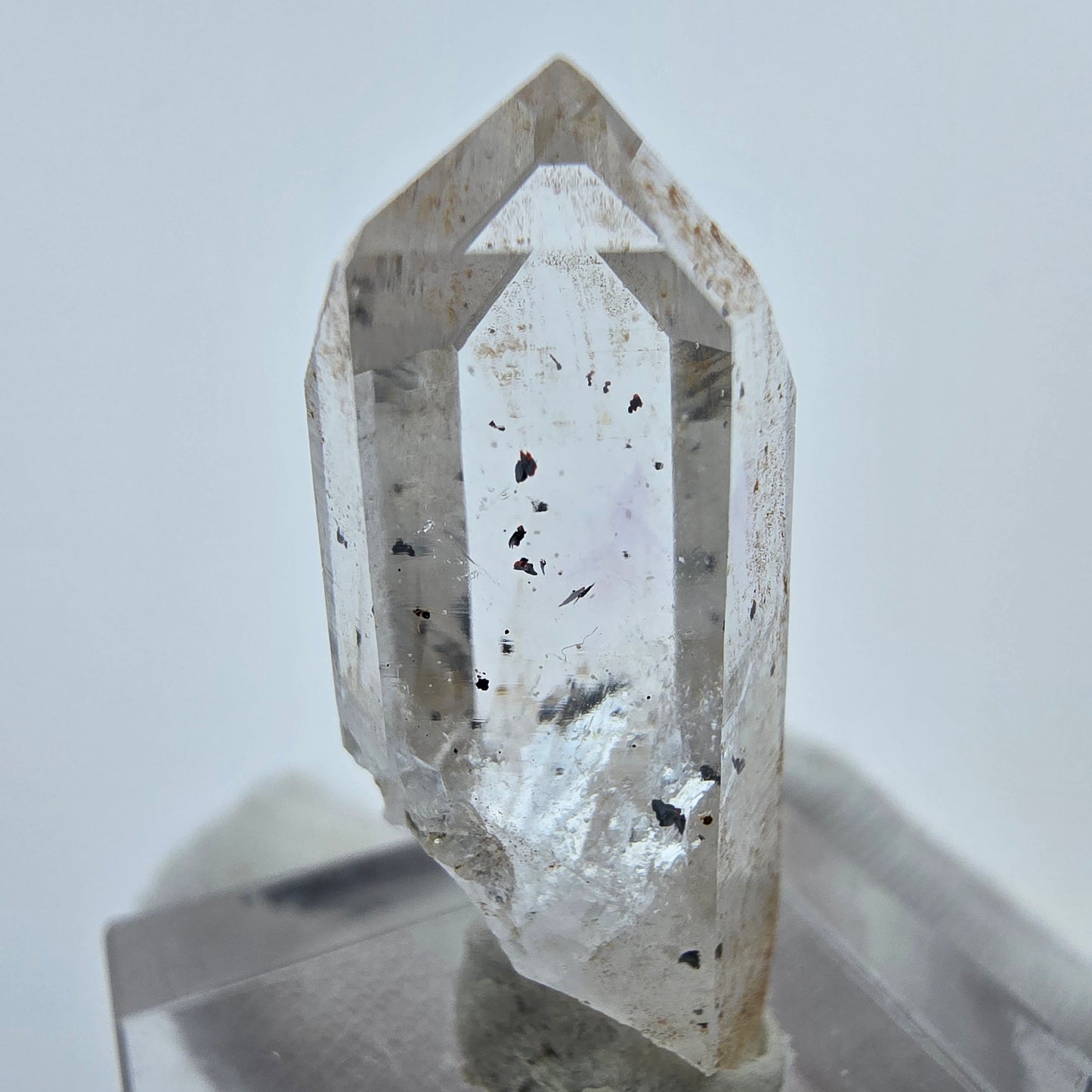 Klarer Harlekin Phantom Quarz Kristall Streep Mine, Goboboseb Namibia 31*11*11mm
